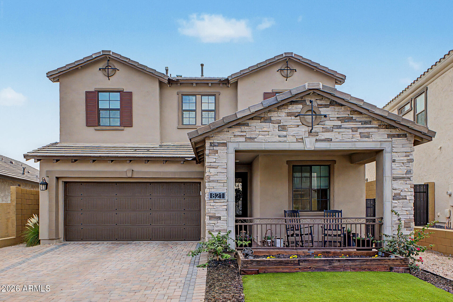 821 E SILVER FOX Way, Phoenix, AZ 85048 — Photo 1 of 30