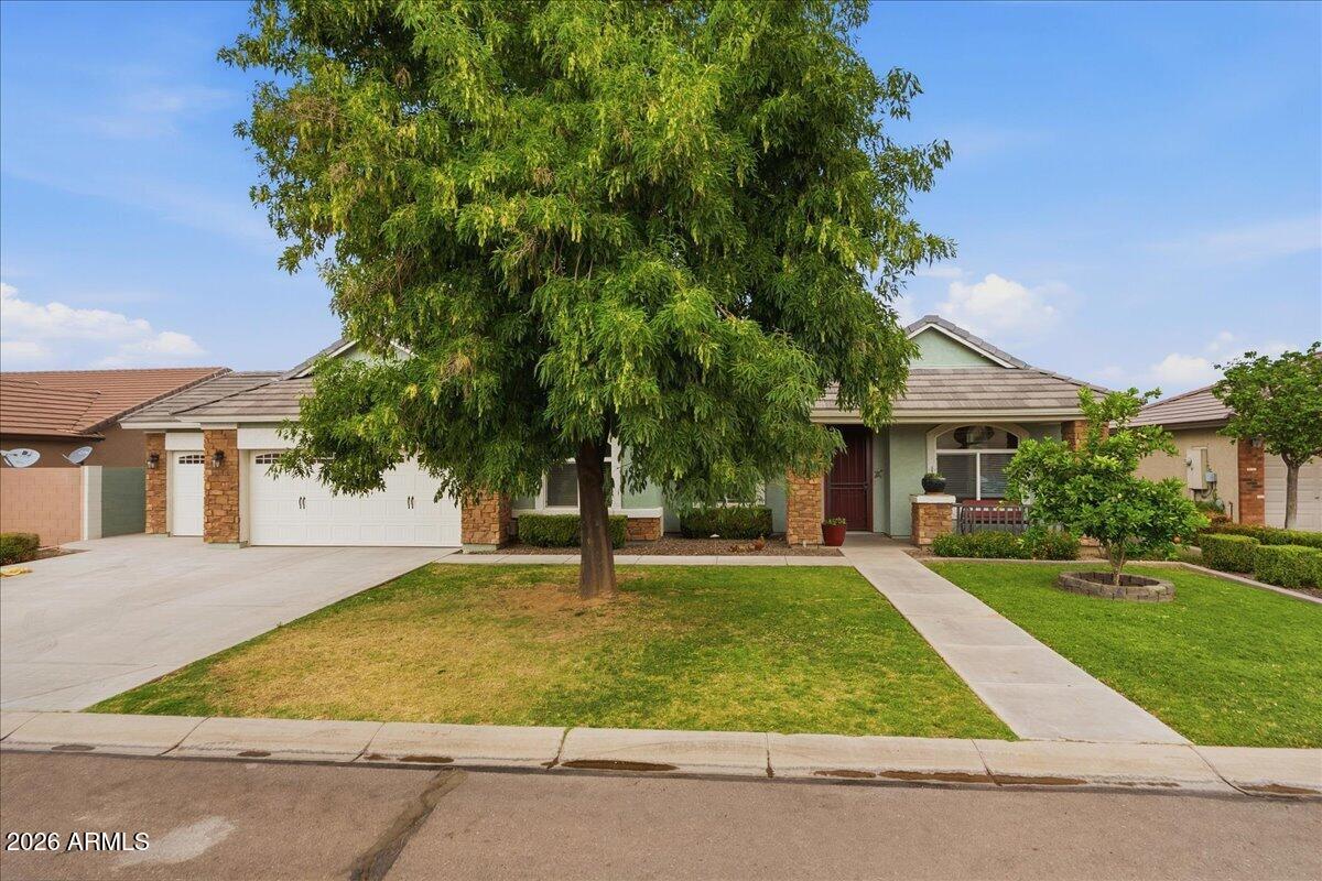 3664 E MEADOW MIST Lane, San Tan Valley, AZ 85140 — Photo 1 of 44