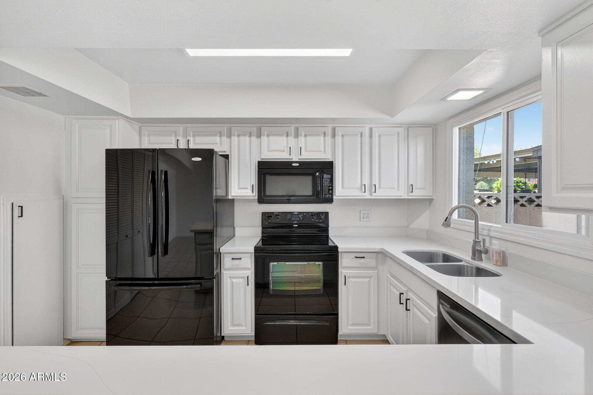 8548 E MCDONALD Drive, Scottsdale, AZ 85250