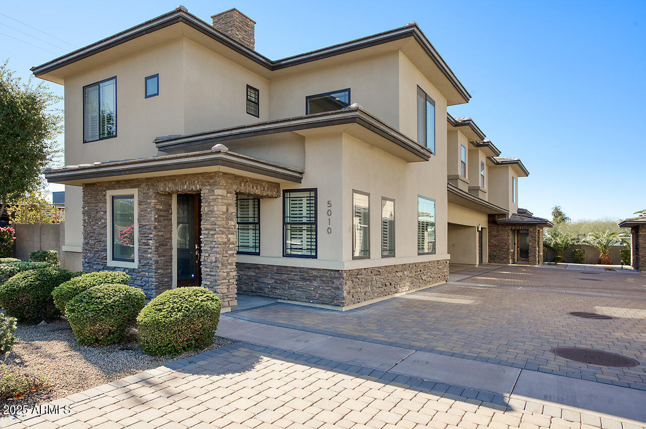 5010 N 34TH Street 3, Phoenix, AZ 85018