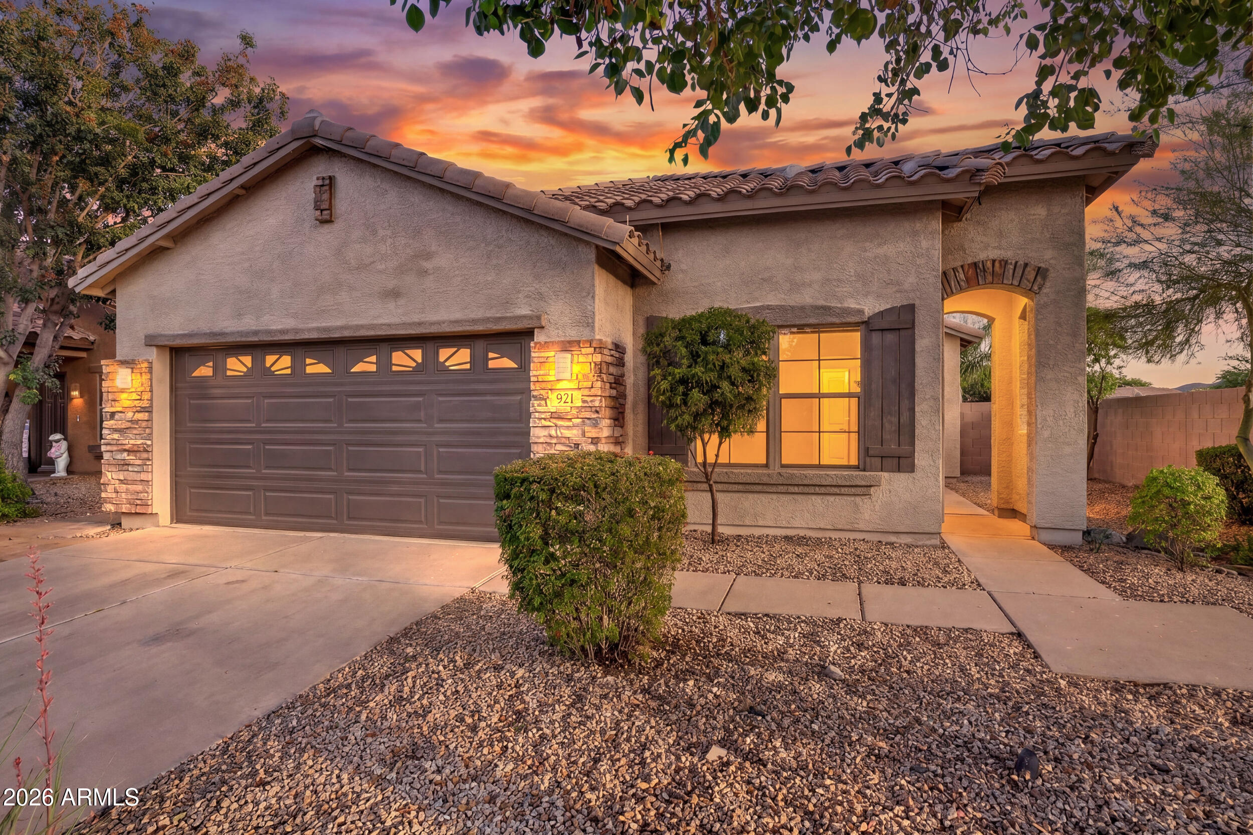 921 W DANA Drive, San Tan Valley, AZ 85143
