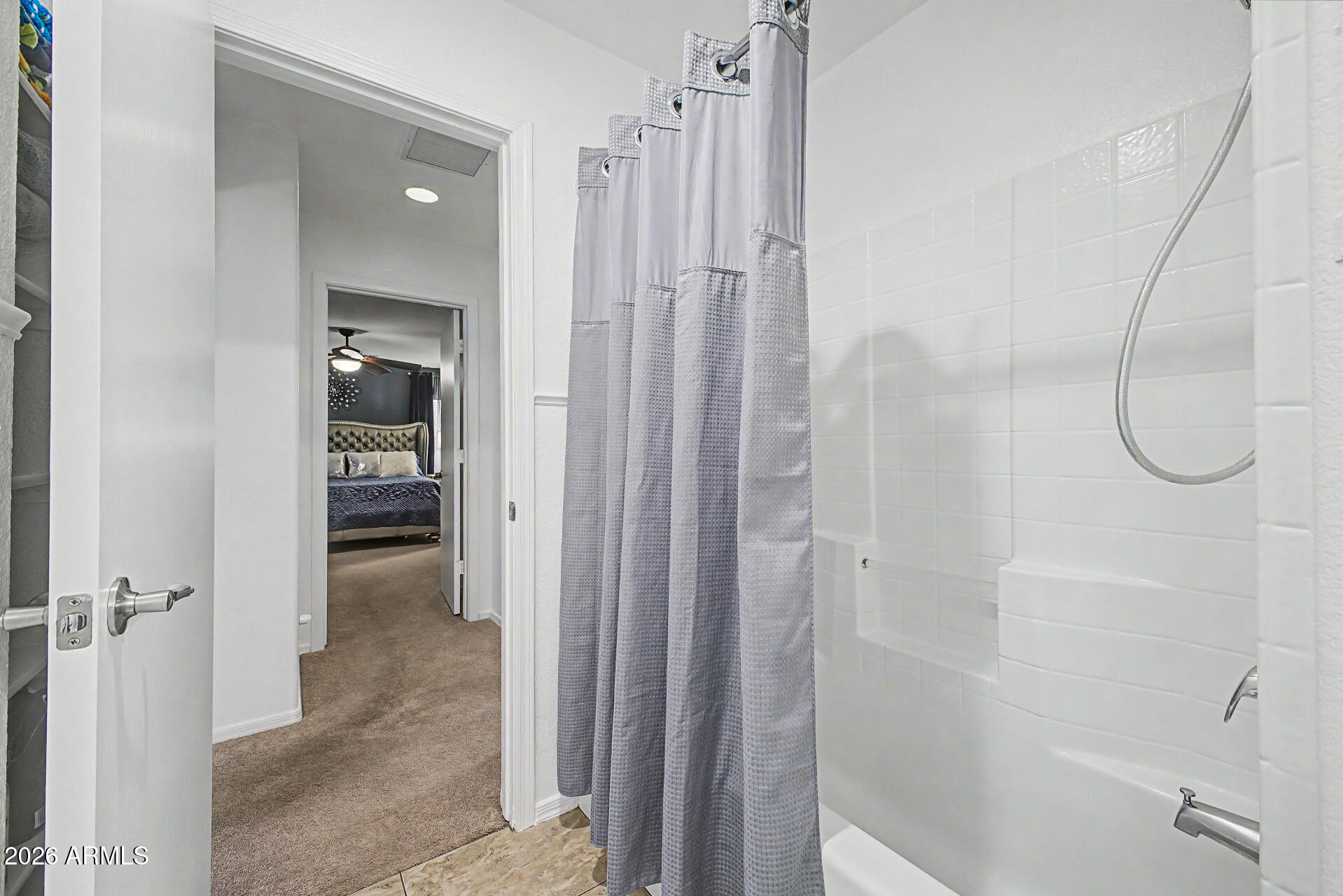 Thumbnail 32