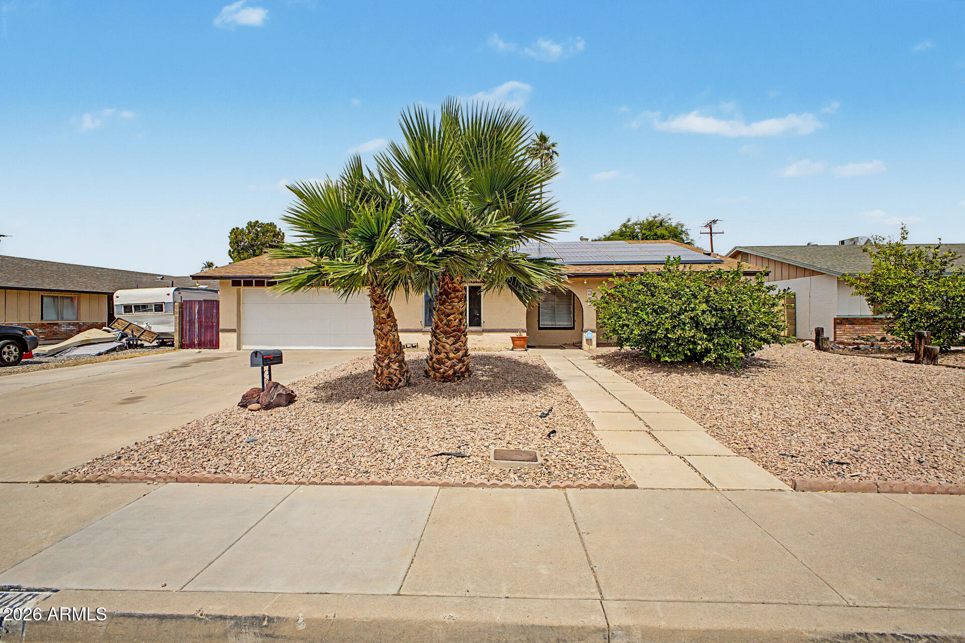 3048 W ACOMA Drive, Phoenix, AZ 85053