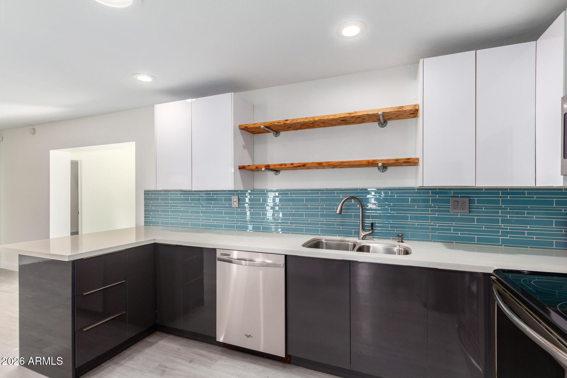 Thumbnail 16