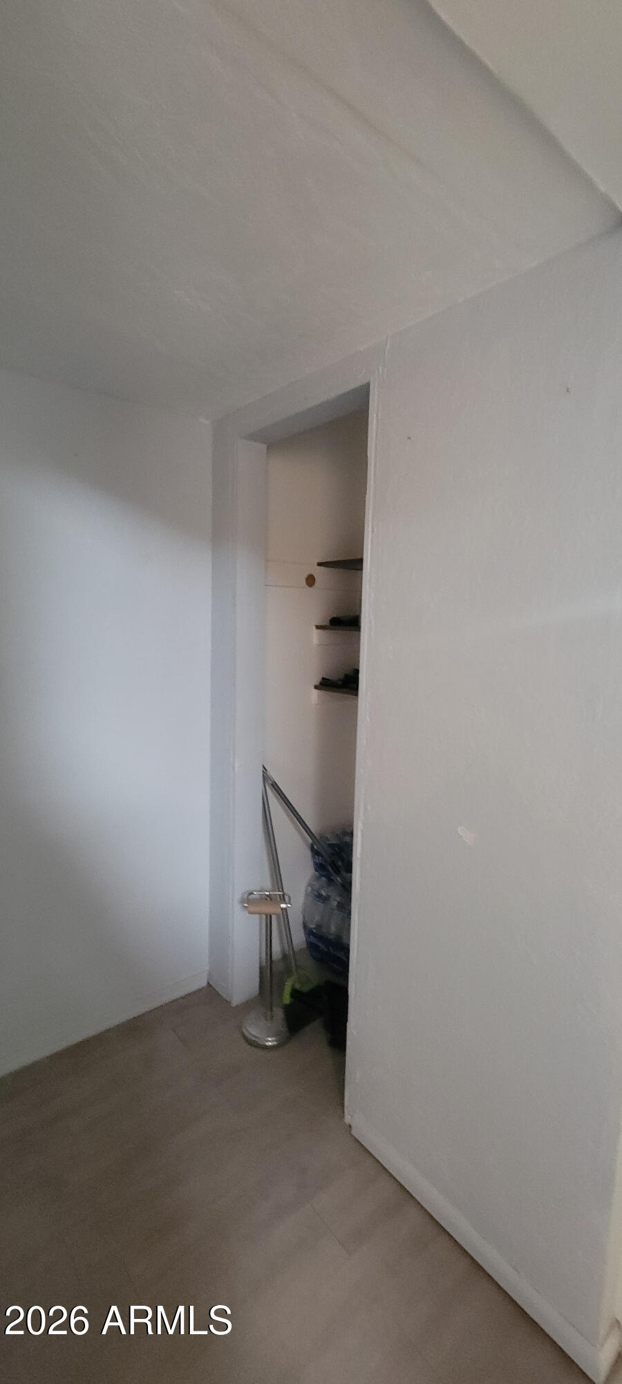 Thumbnail 12