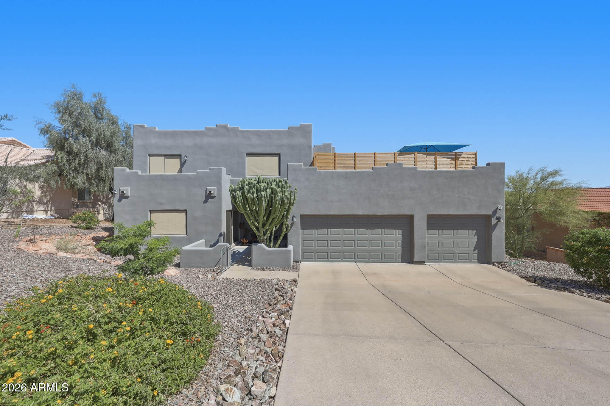 15620 E THISTLE Drive, Fountain Hills, AZ 85268 — Photo 1 of 57