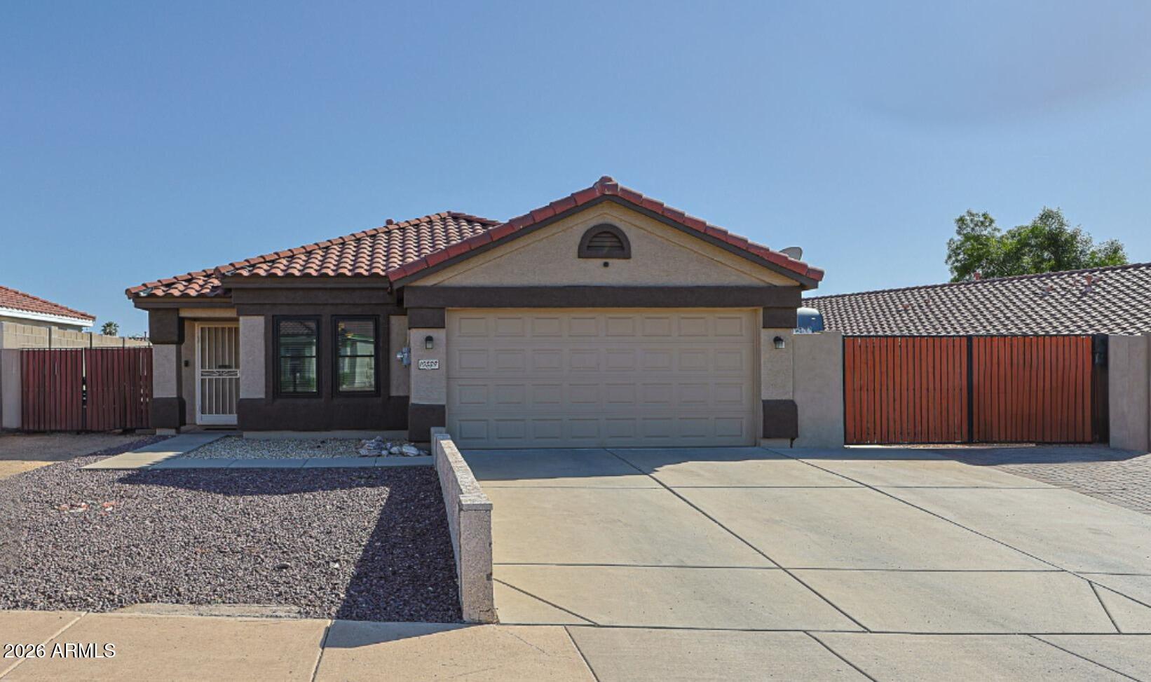 10529 W ROBIN Lane, Peoria, AZ 85383