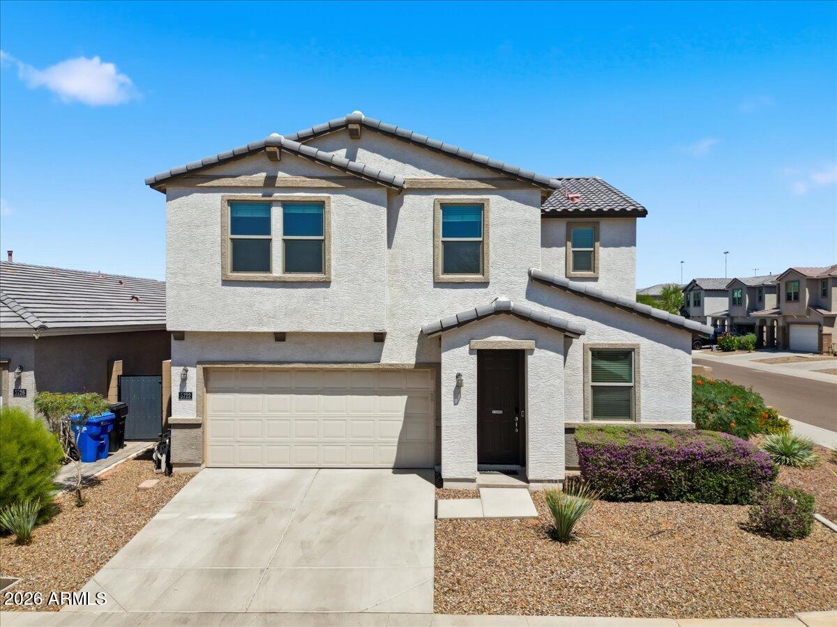 5722 W ODEUM Lane, Phoenix, AZ 85043 — Photo 1 of 36