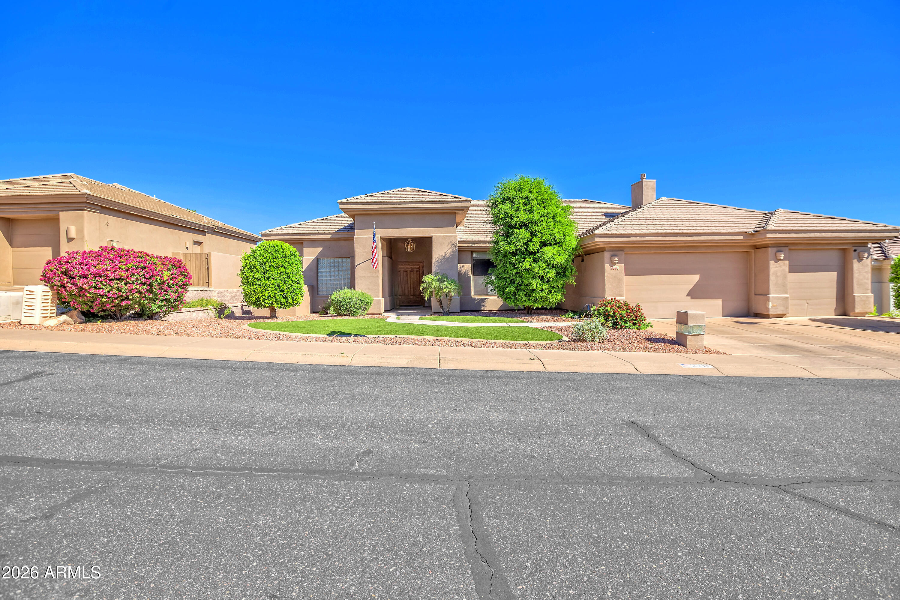 2716 E EVANS Drive, Phoenix, AZ 85032 — Photo 1 of 34
