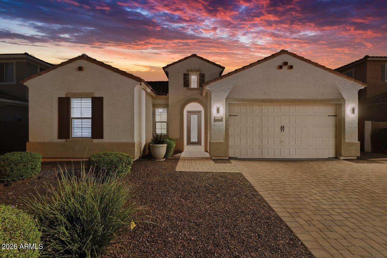 7421 W REMUDA Drive, Peoria, AZ 85383 — Photo 1 of 63
