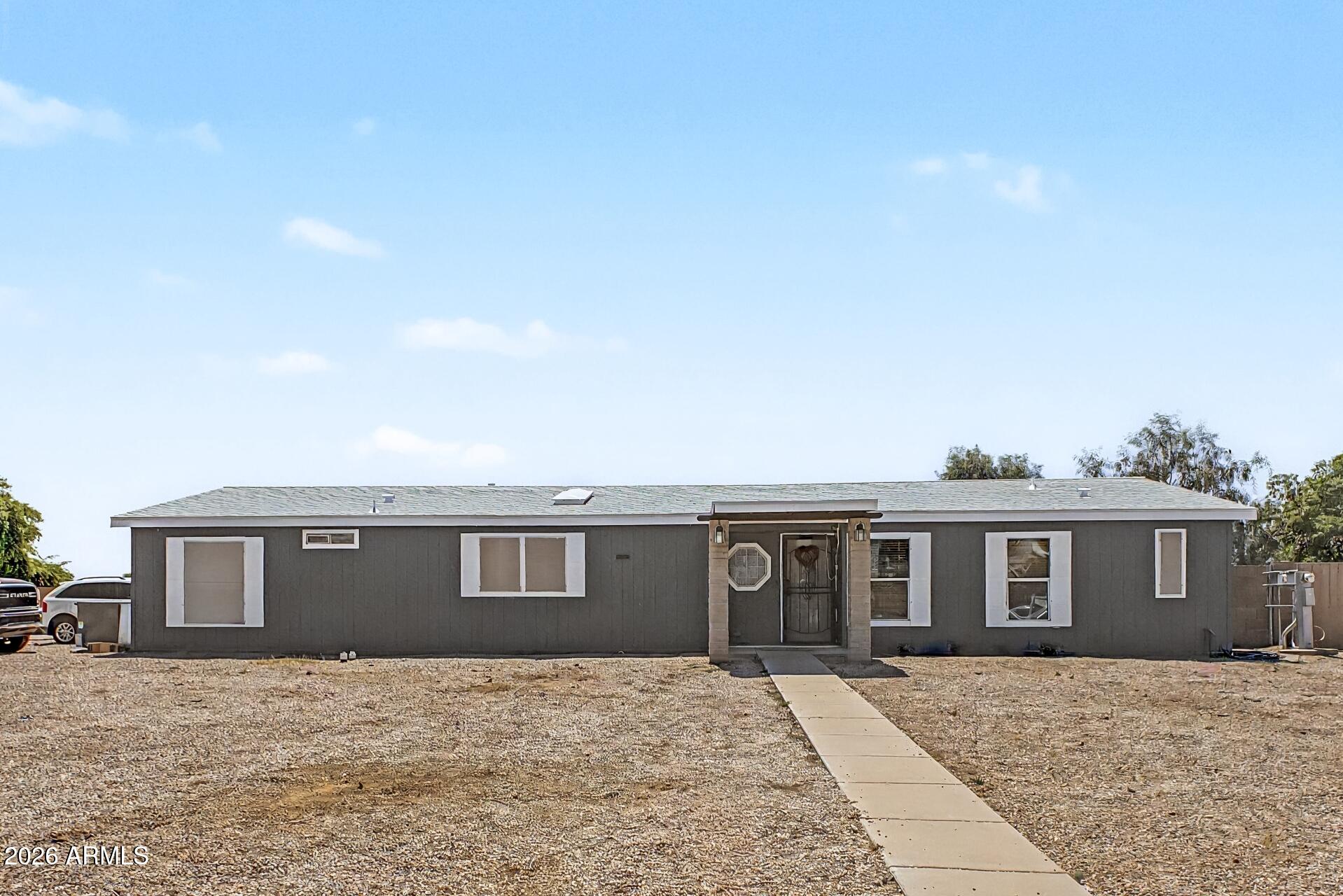 41300 N RABBIT BRUSH Trail, San Tan Valley, AZ 85140