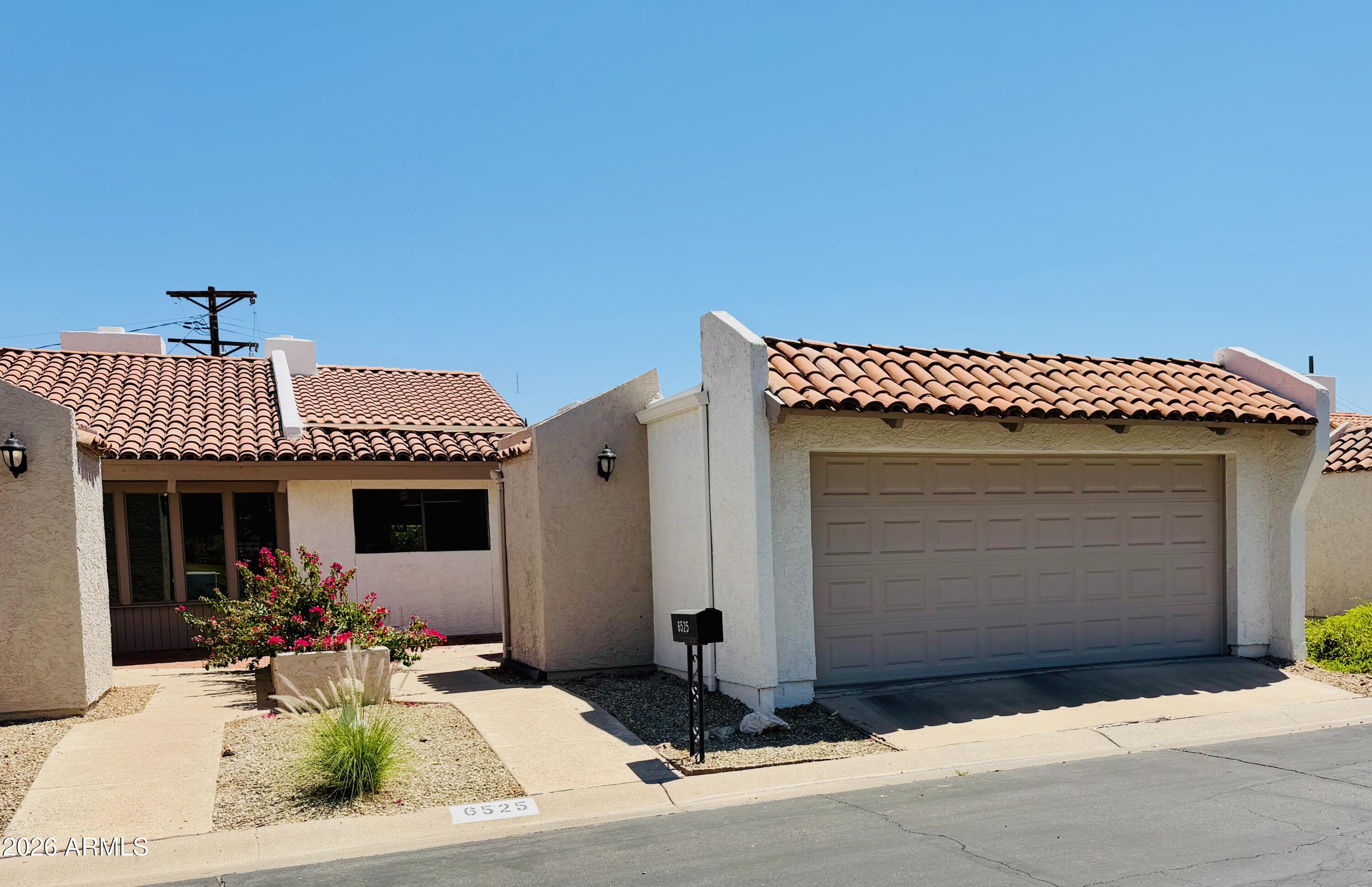6525 N MARYLAND Circle, Phoenix, AZ 85013 — Photo 1 of 29