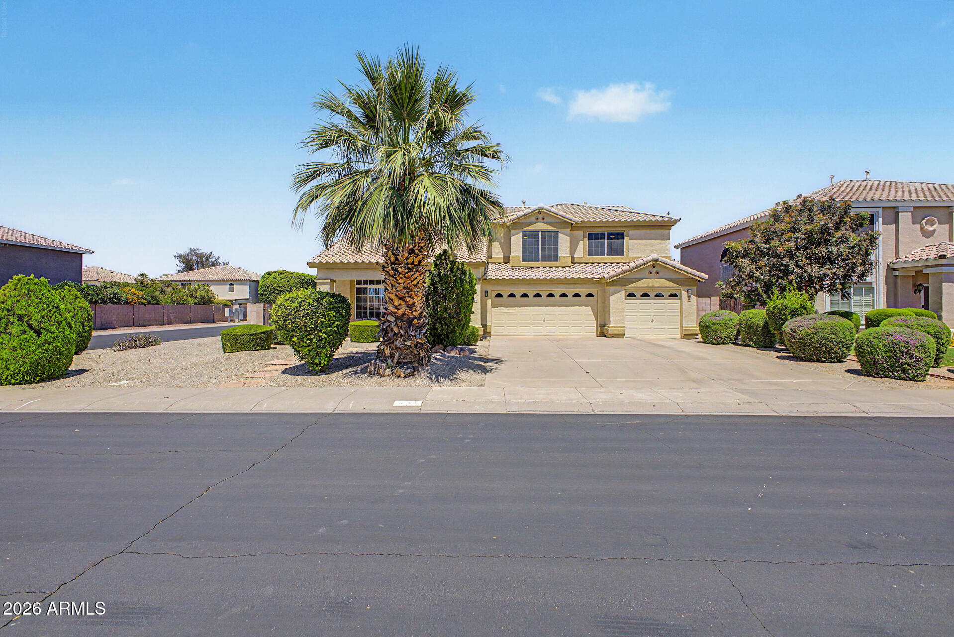 3664 E INDIGO BAY Court, Gilbert, AZ 85234 — Photo 1 of 46