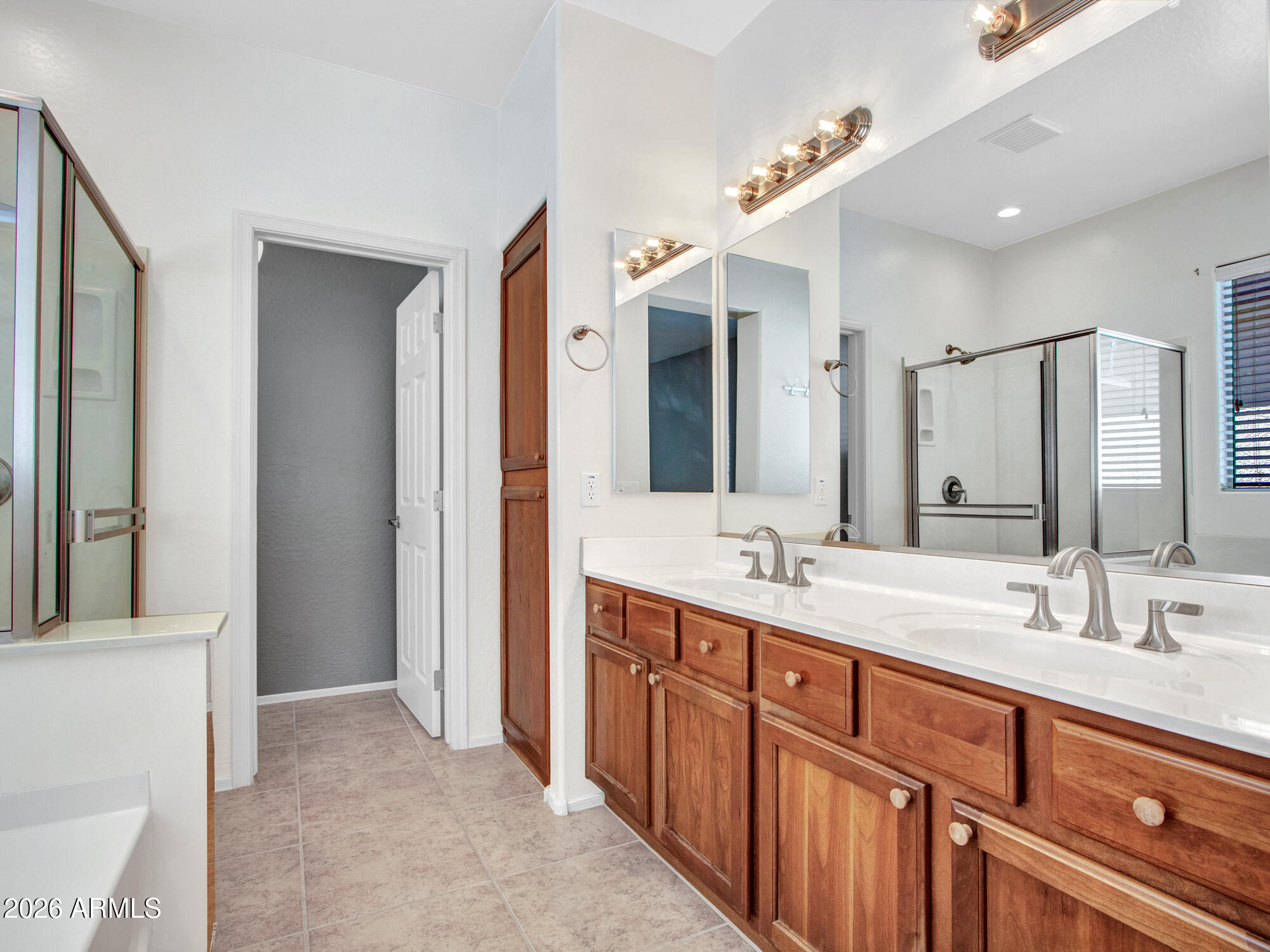 Thumbnail 23
