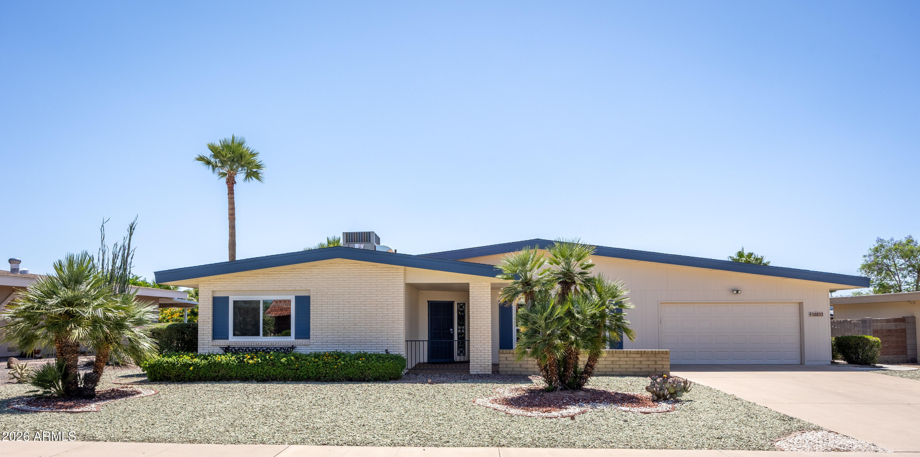10833 W ACACIA Drive, Sun City, AZ 85373 — Photo 1 of 32