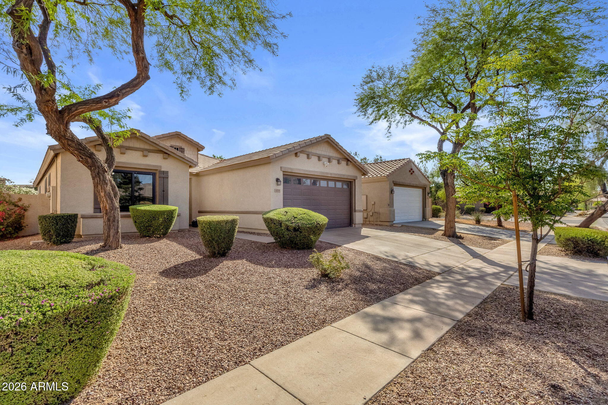 4708 E Cloudburst Drive, Gilbert, AZ 85297 — Photo 1 of 47
