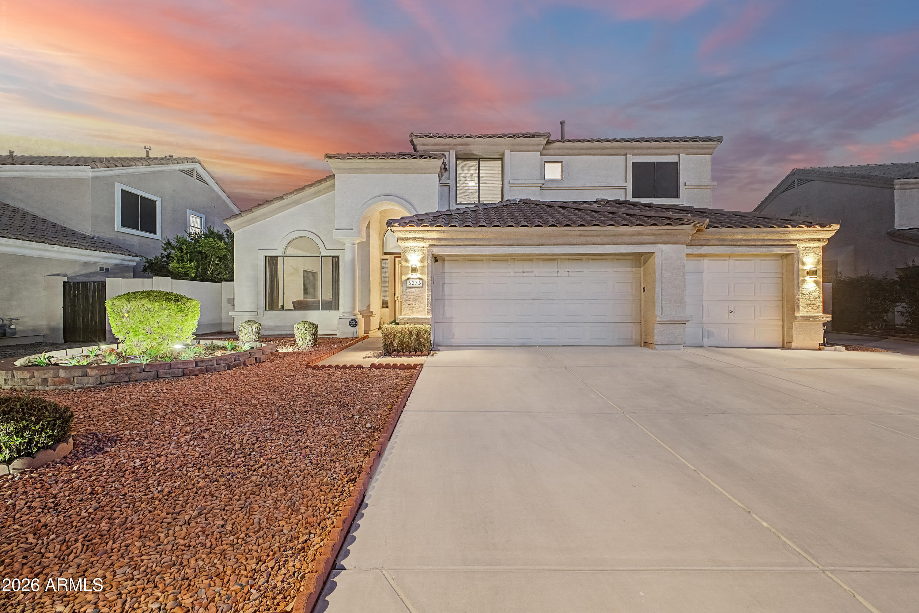 5273 W ANGELA Drive, Glendale, AZ 85308