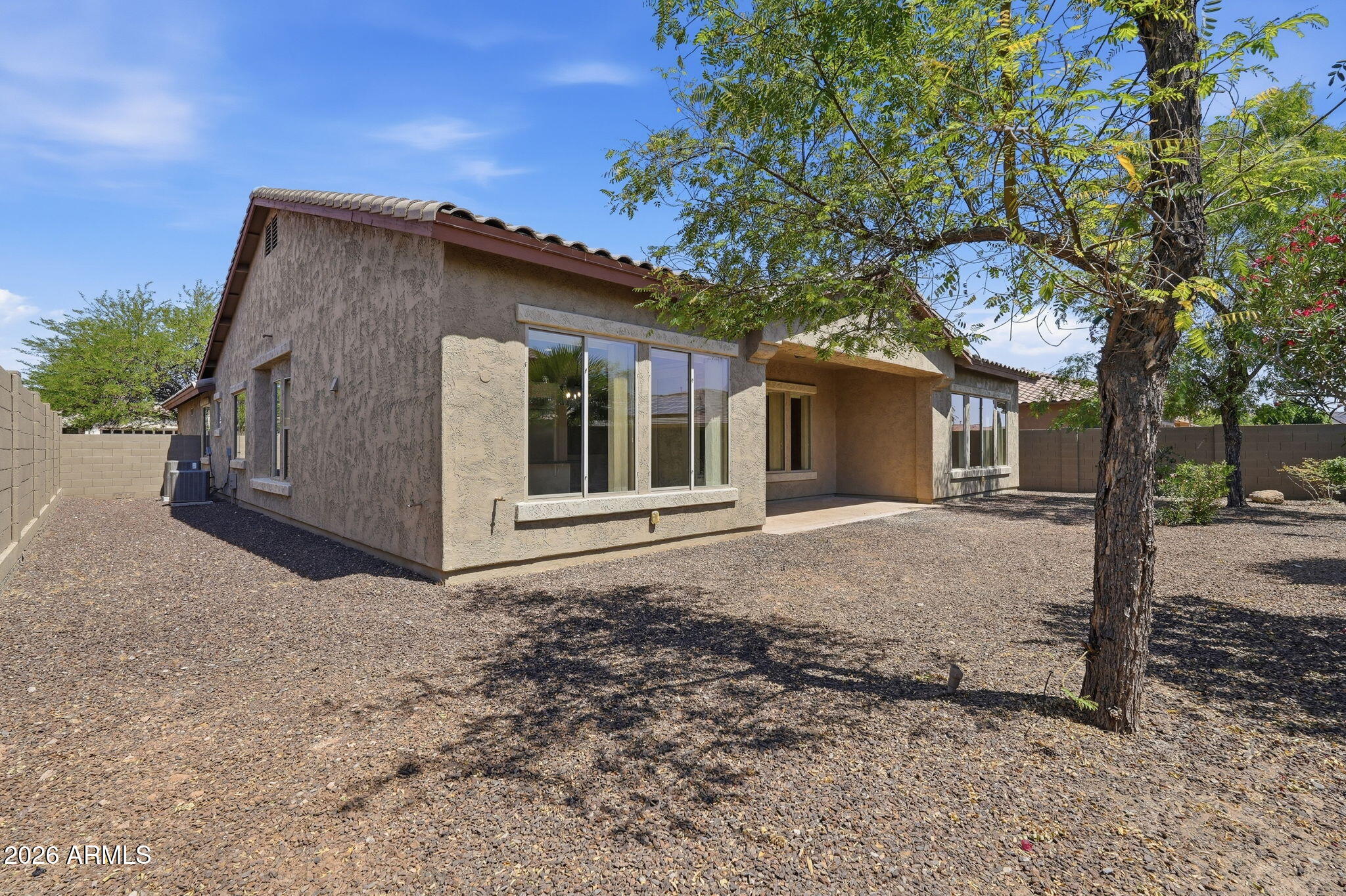 Thumbnail 36