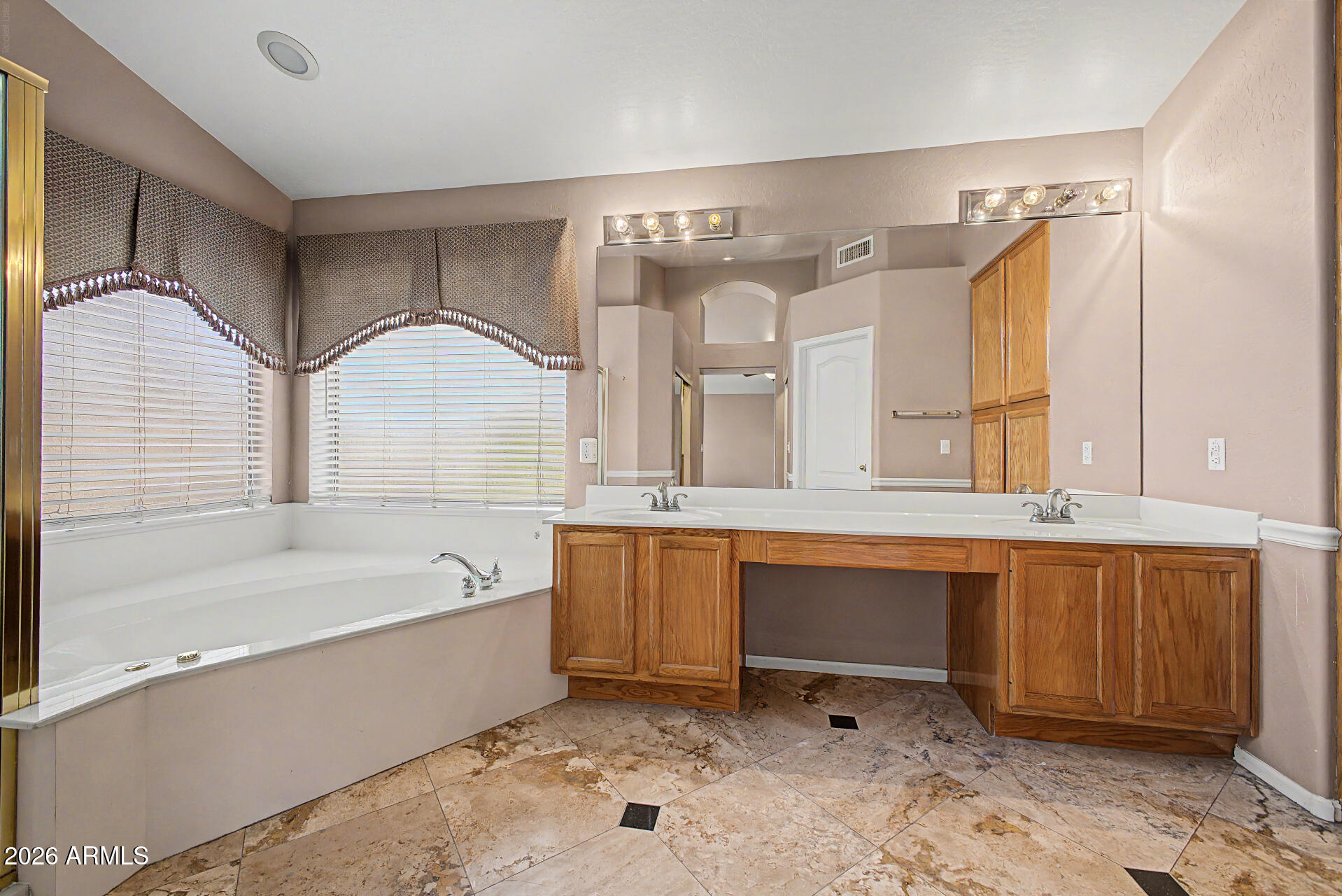 Thumbnail 24