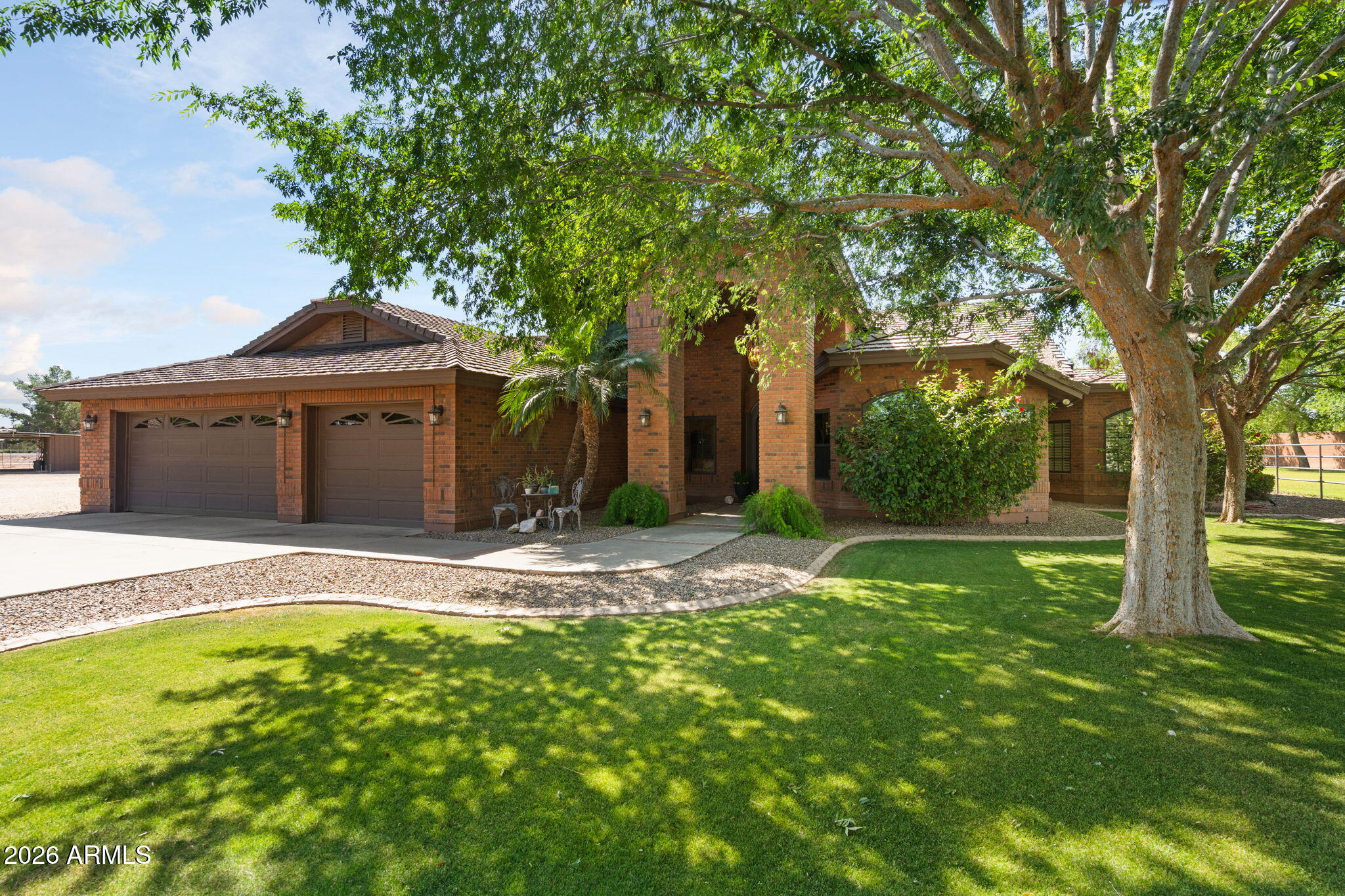 2125 S VAL VISTA Drive, Gilbert, AZ 85295