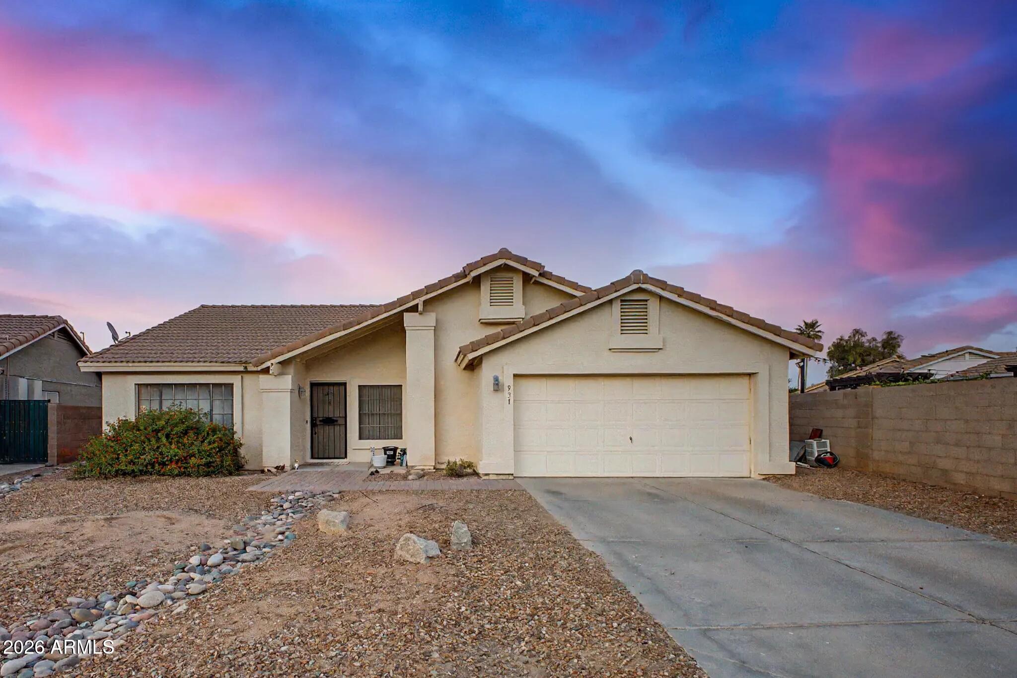 931 N MARBLE Street, Gilbert, AZ 85234 — Photo 1 of 20