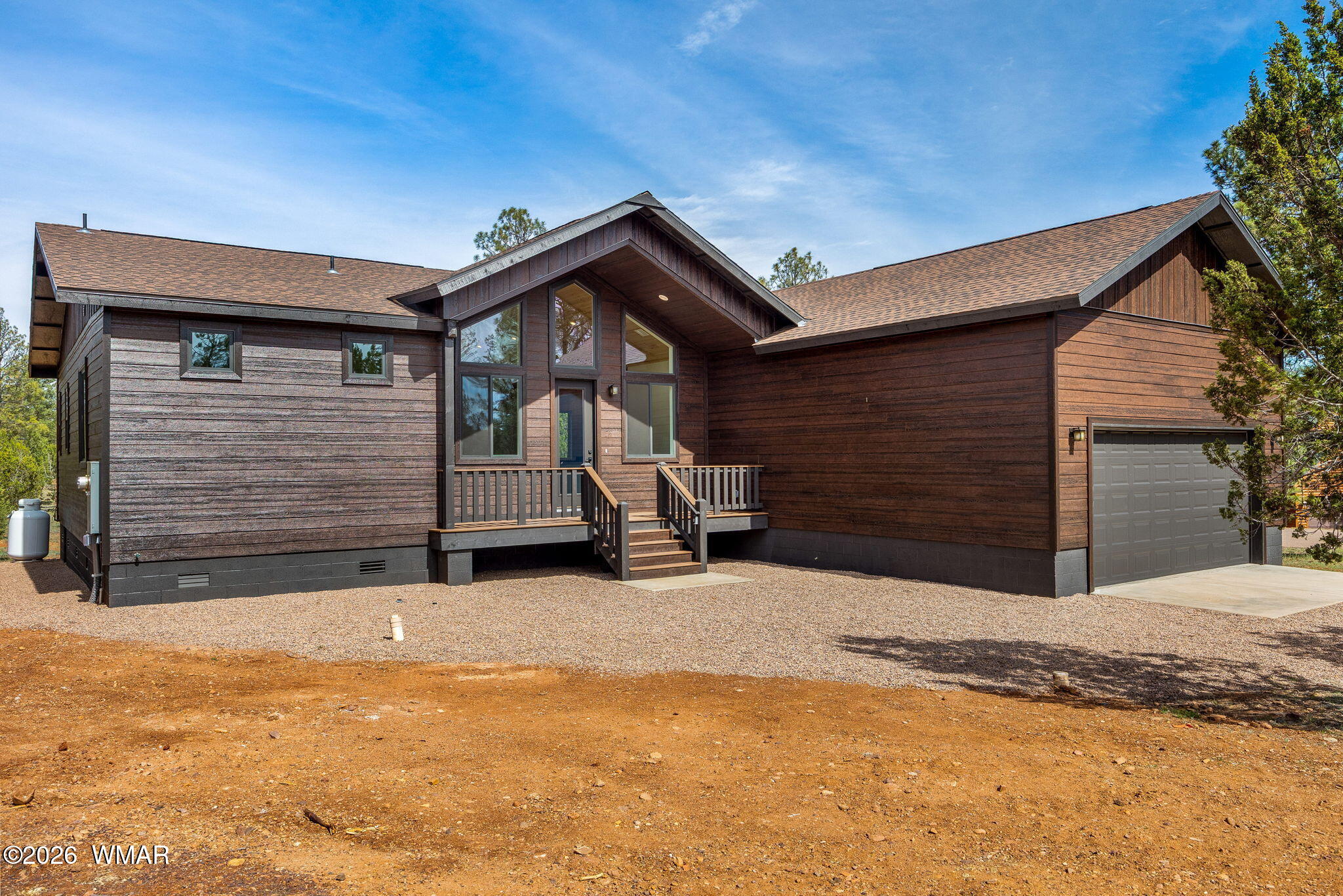 2759 Panther Circle, Overgaard, AZ 85933