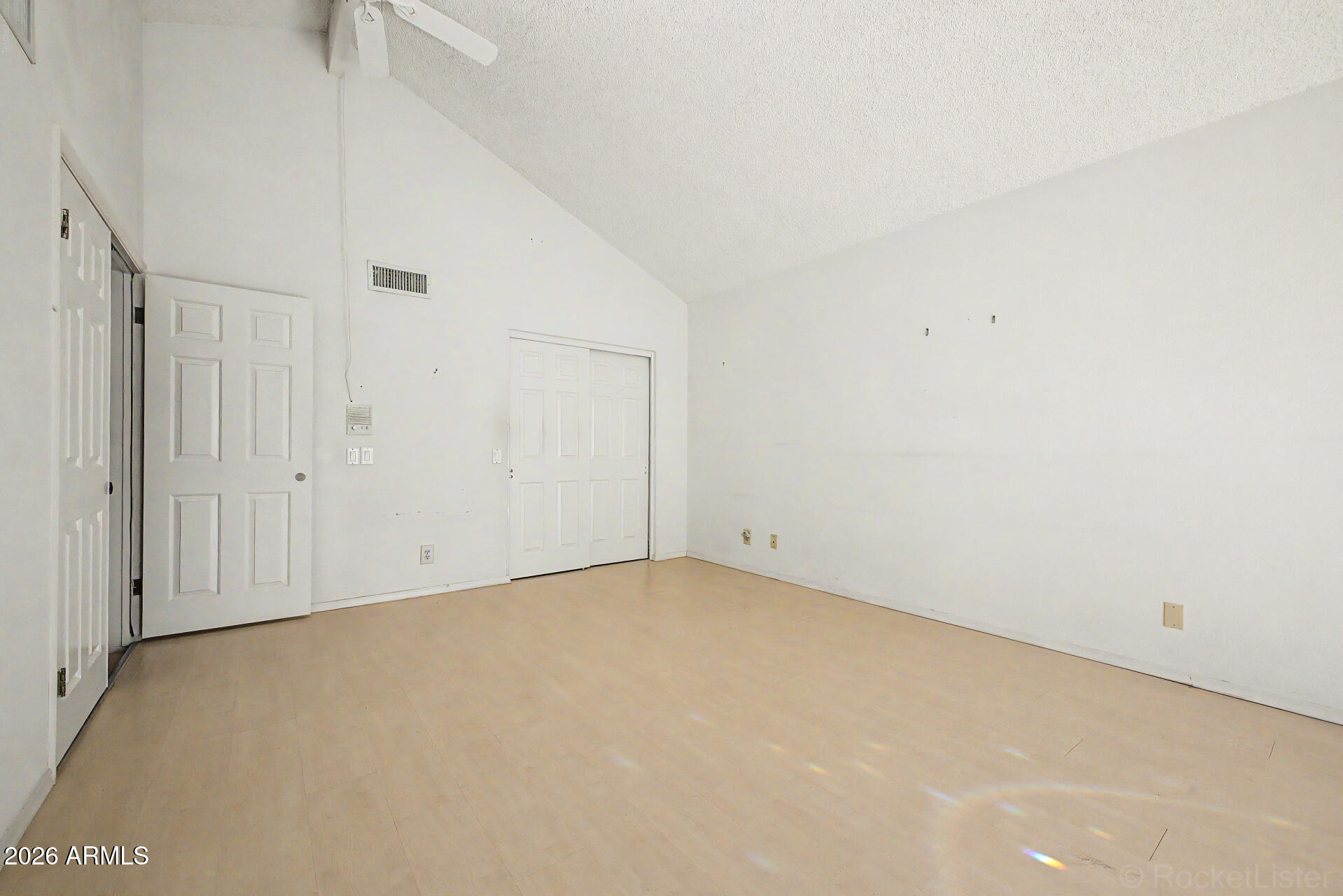 Thumbnail 19