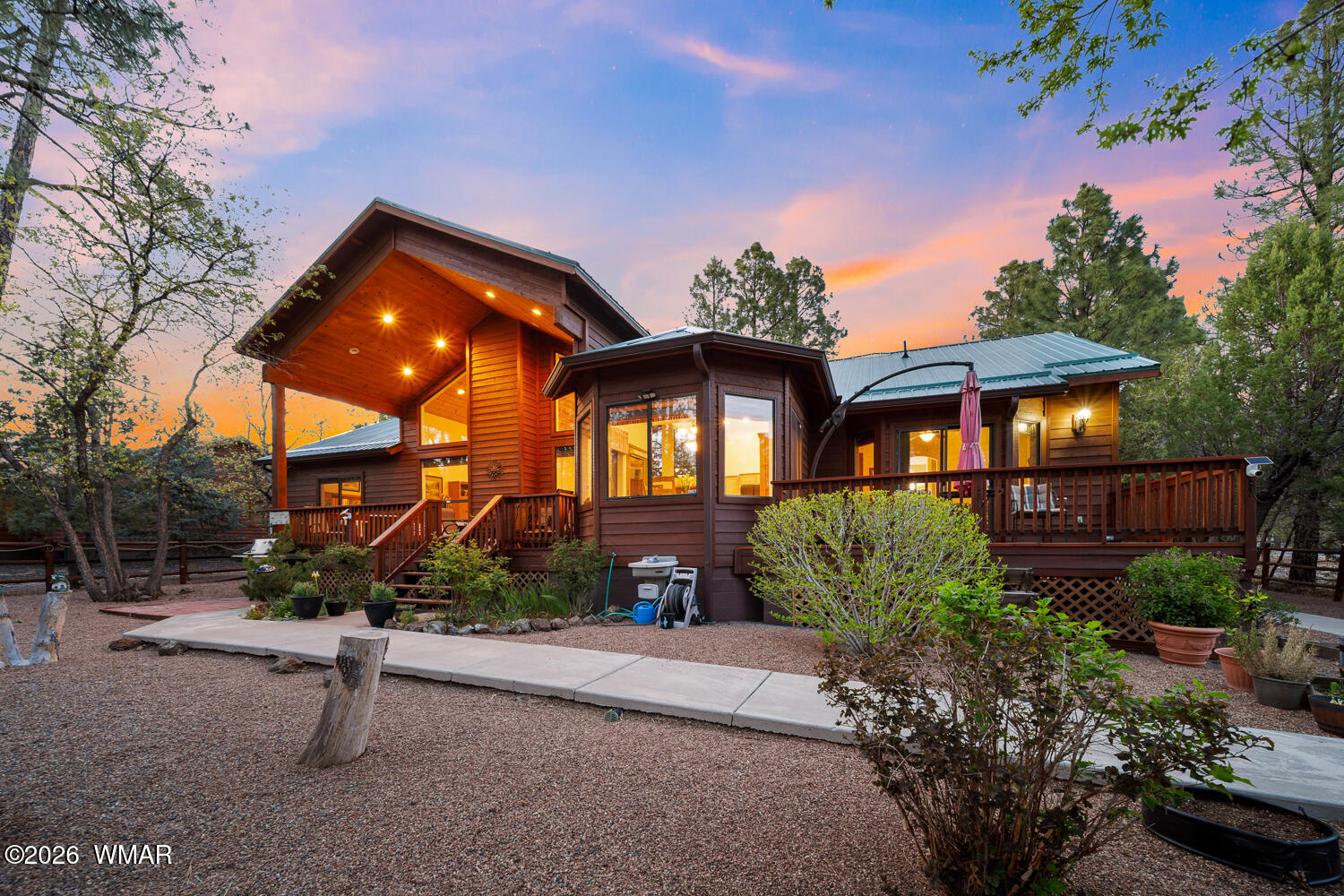 513 W RedWood Lane, Pinetop, AZ 85935 — Photo 1 of 61