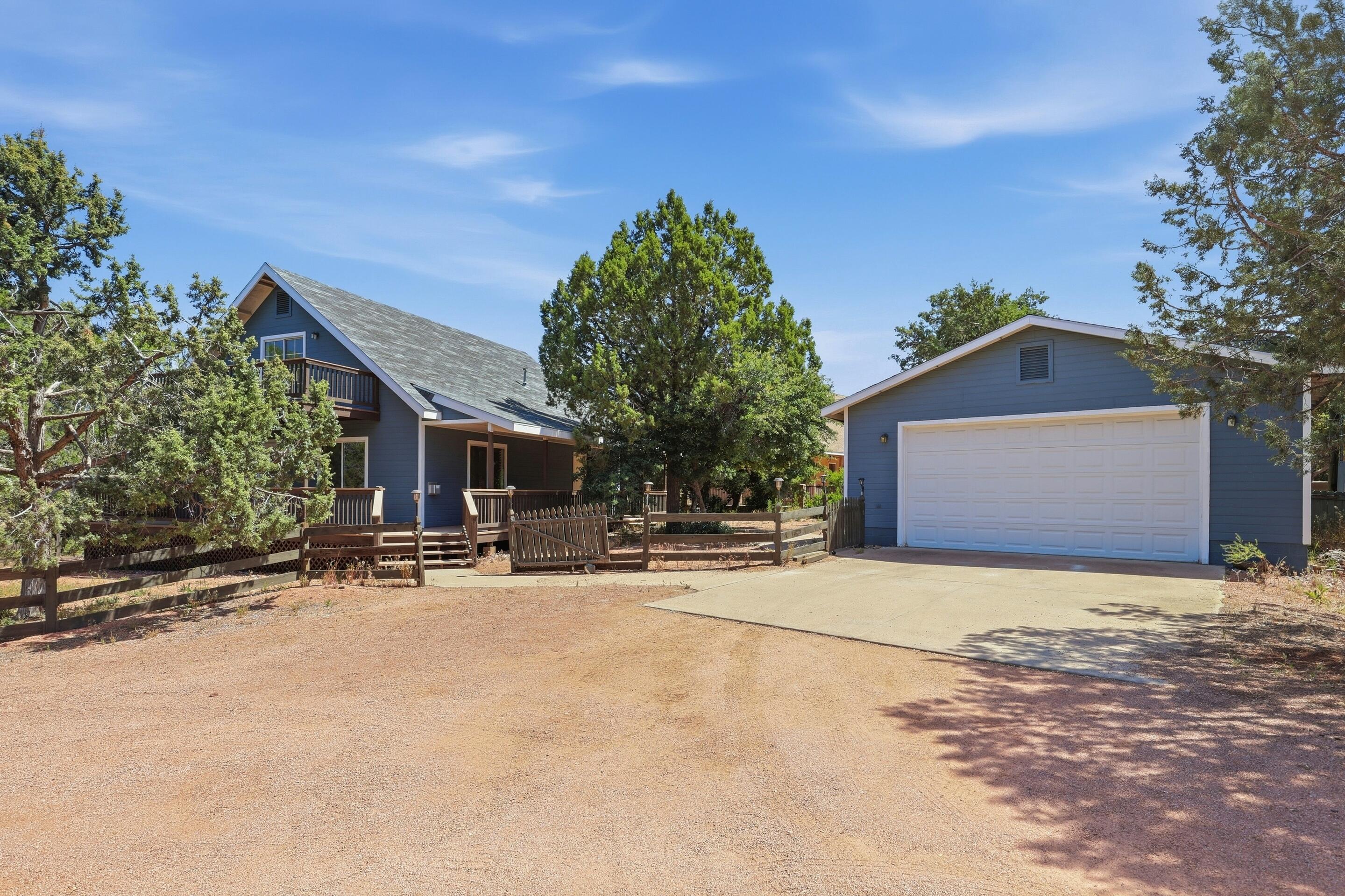 566 W Oxbow Trail, Payson, AZ 85541 — Photo 1 of 32
