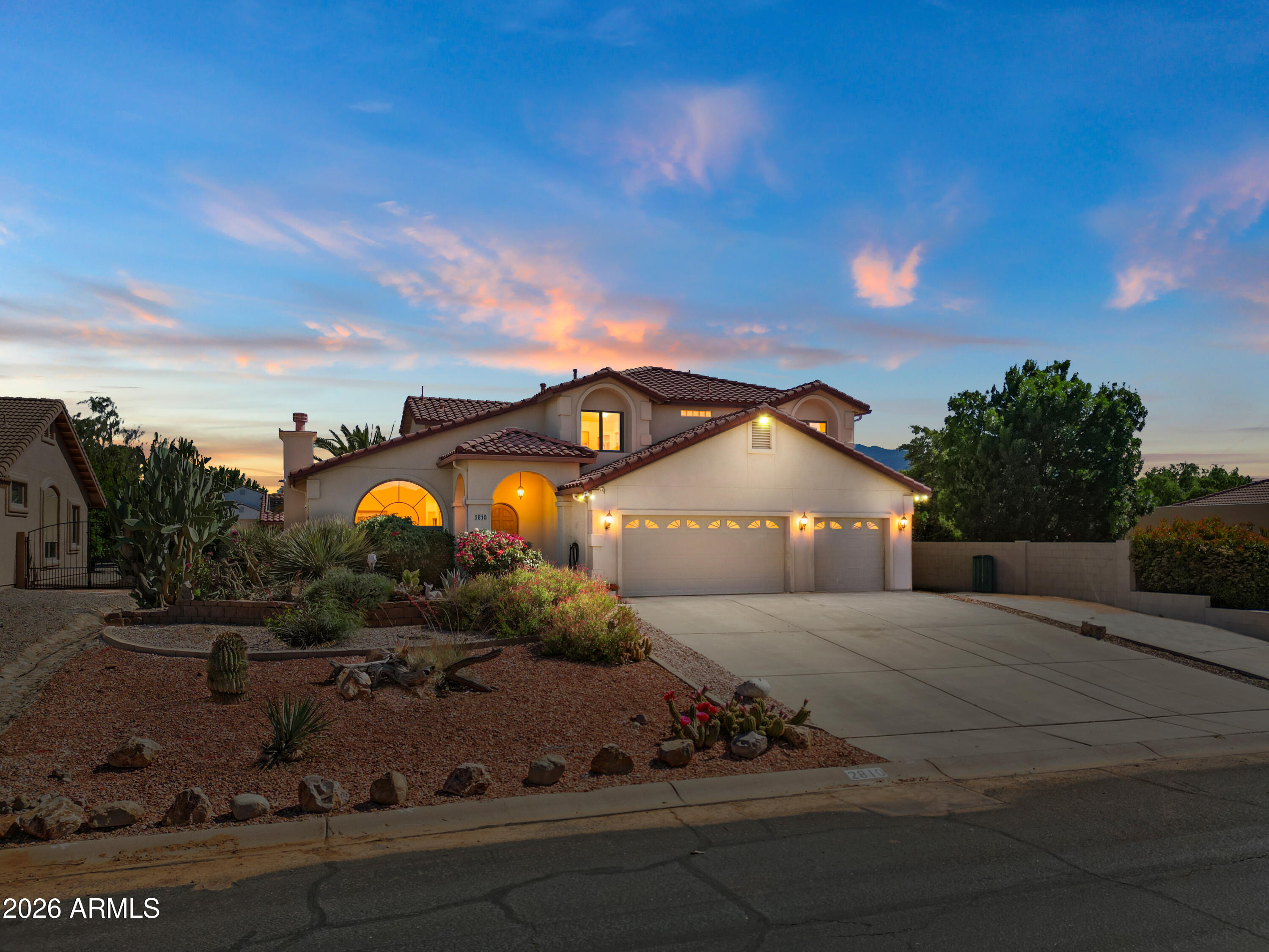 2810 GREENBRIER Road, Sierra Vista, AZ 85650 — Photo 1 of 69
