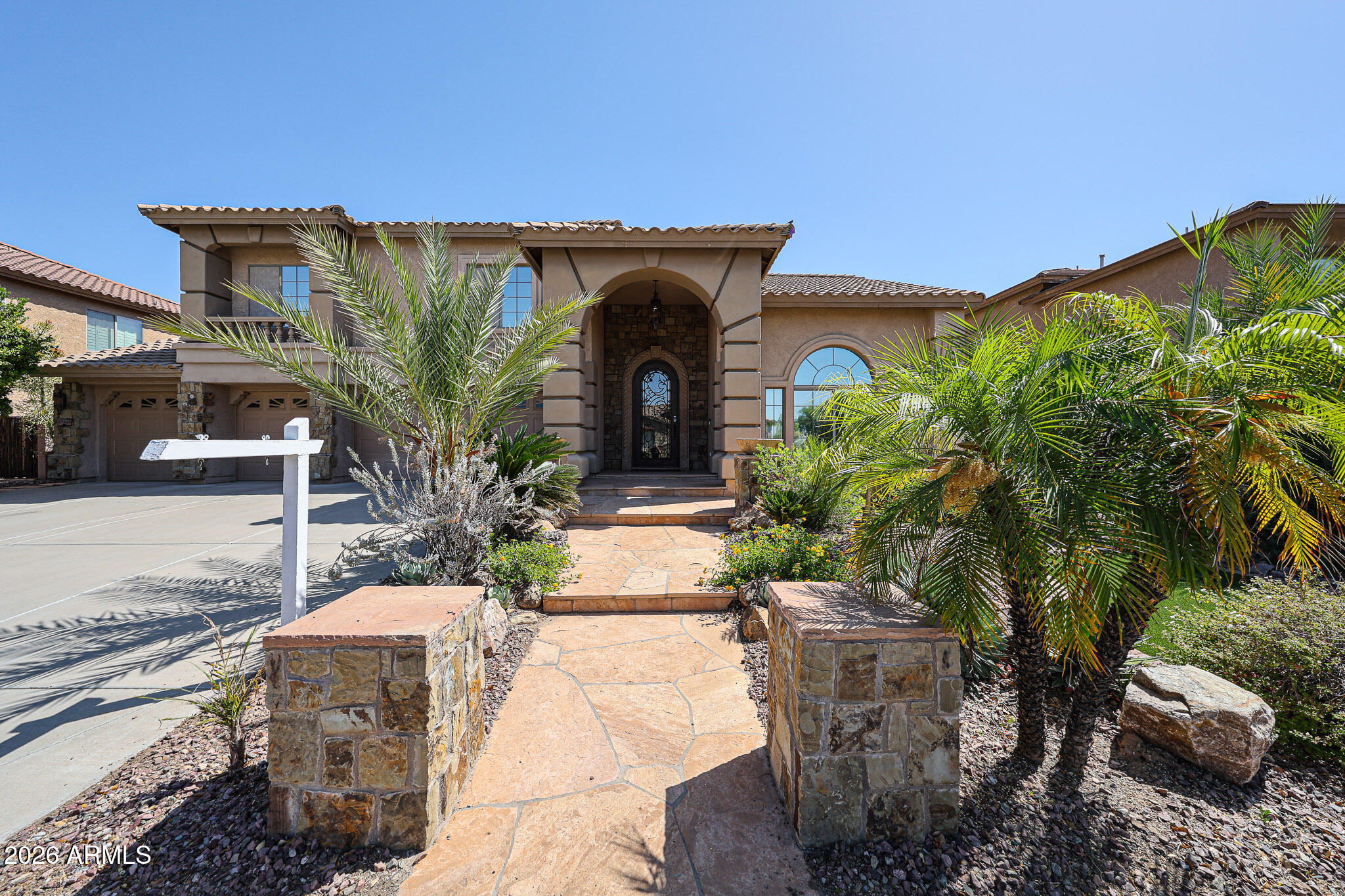 27323 N COVERED WAGON Road, Phoenix, AZ 85085