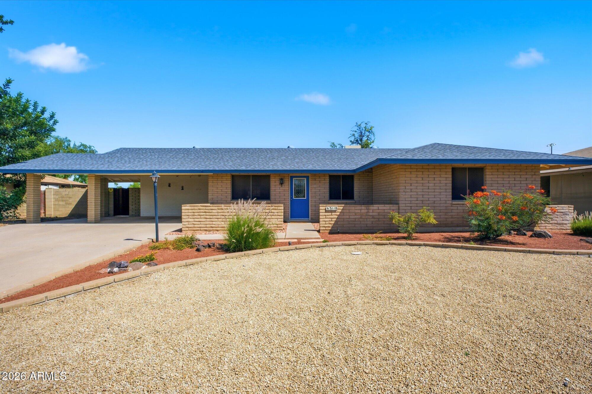 3118 W SUNNYSIDE Avenue, Phoenix, AZ 85029 — Photo 1 of 27