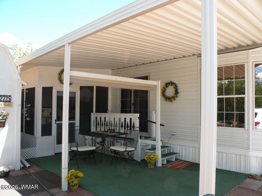 2725 Whiskey Road, Overgaard, AZ 85933 — Photo 1 of 2