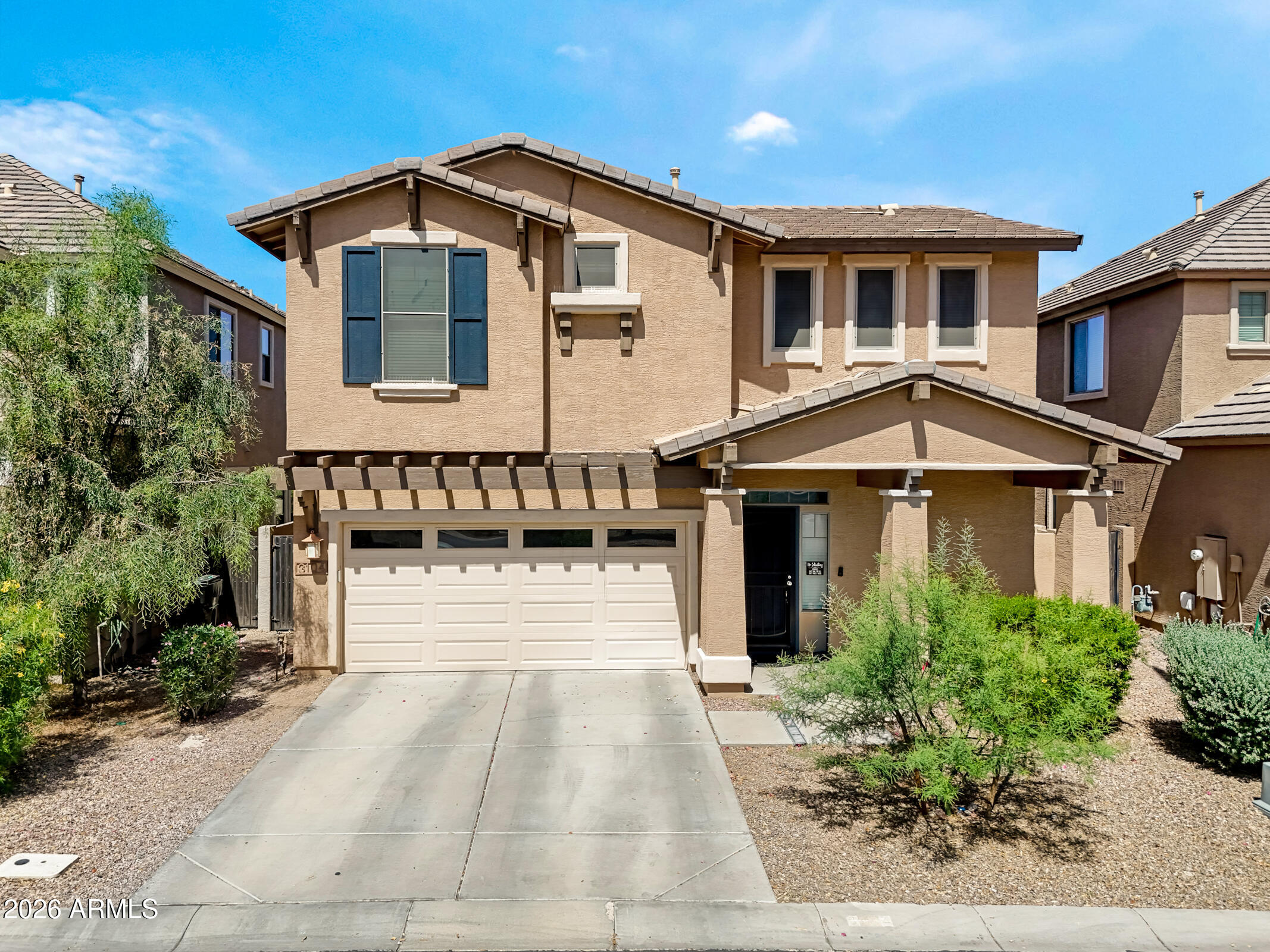 3104 S LOIS Lane, Gilbert, AZ 85295 — Photo 1 of 55