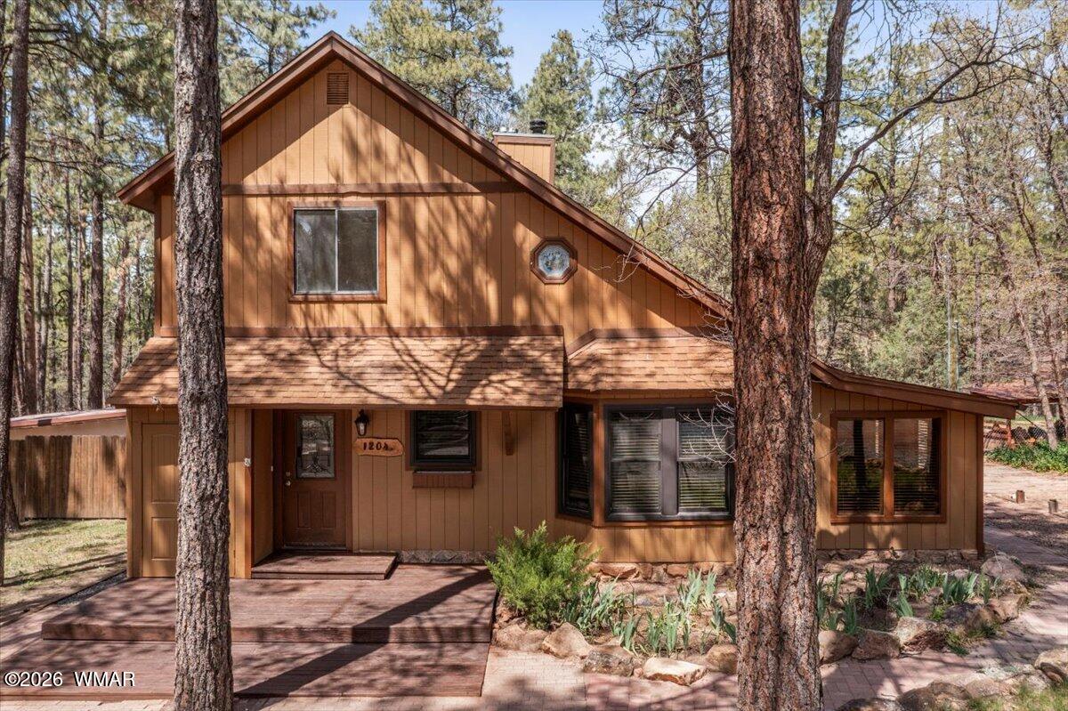 1204 Flores Drive, Show Low, AZ 85901 — Photo 1 of 43