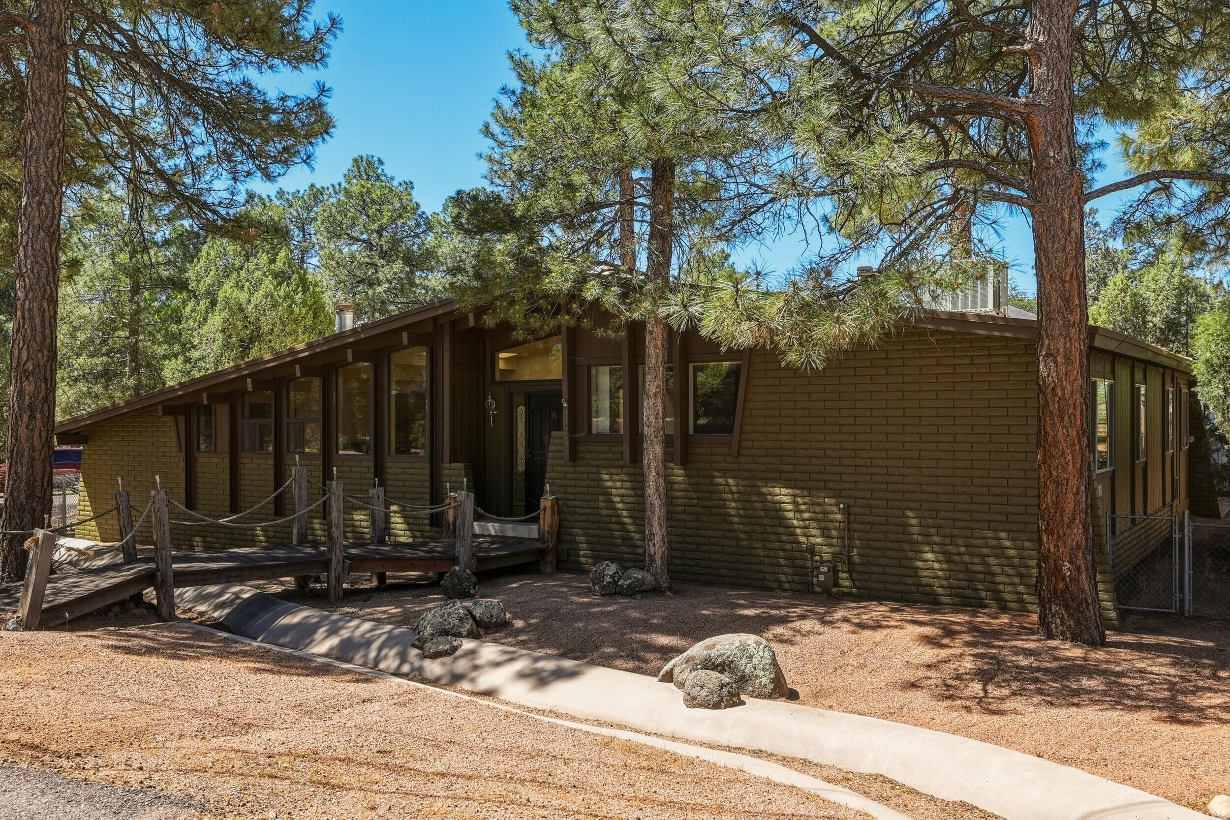 902 S Pineview Street, Payson, AZ 85541 — Photo 1 of 38