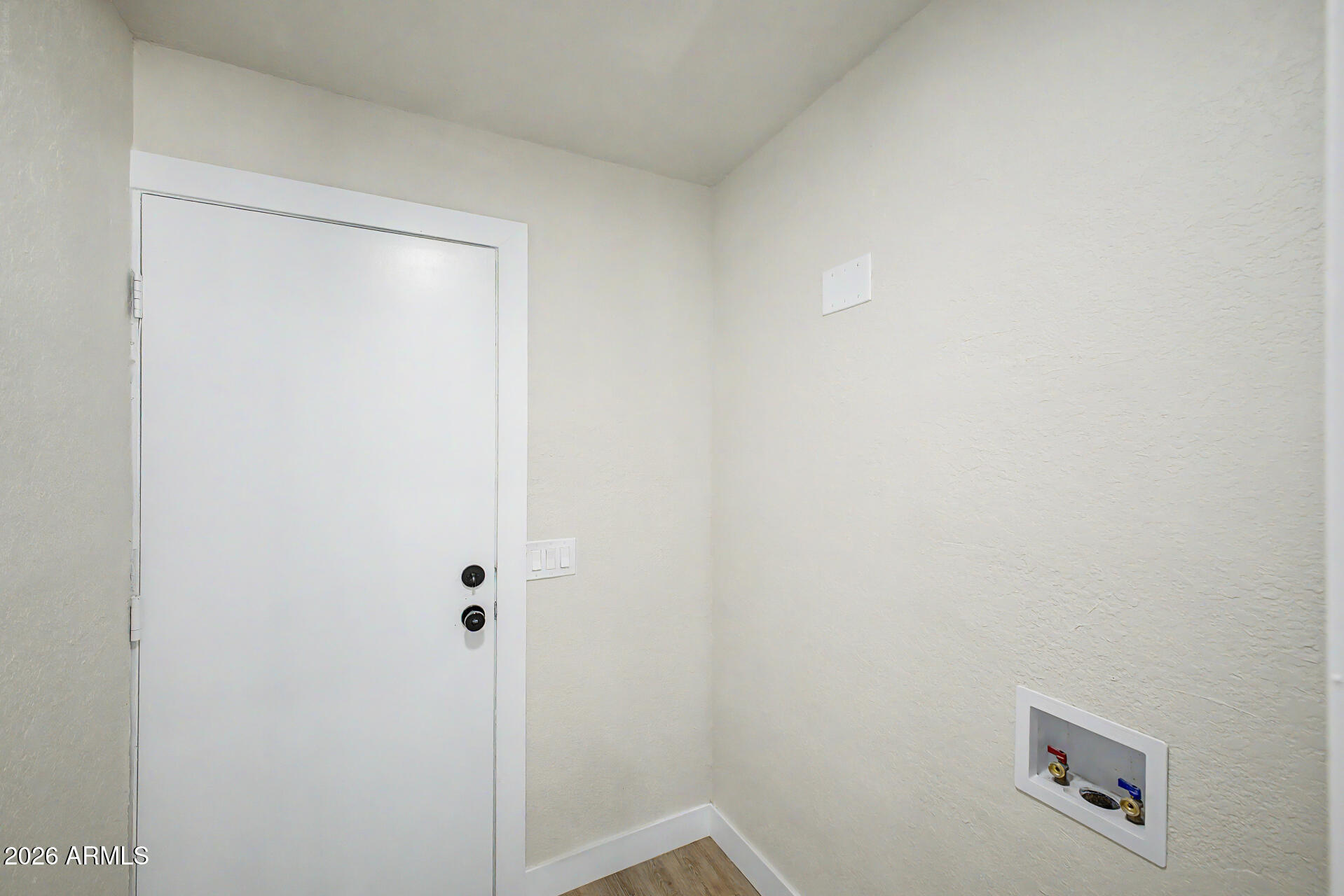 Thumbnail 25