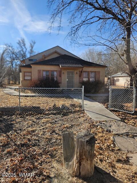 120 S 4th Street, St. Johns, AZ 85936 — Photo 1 of 19