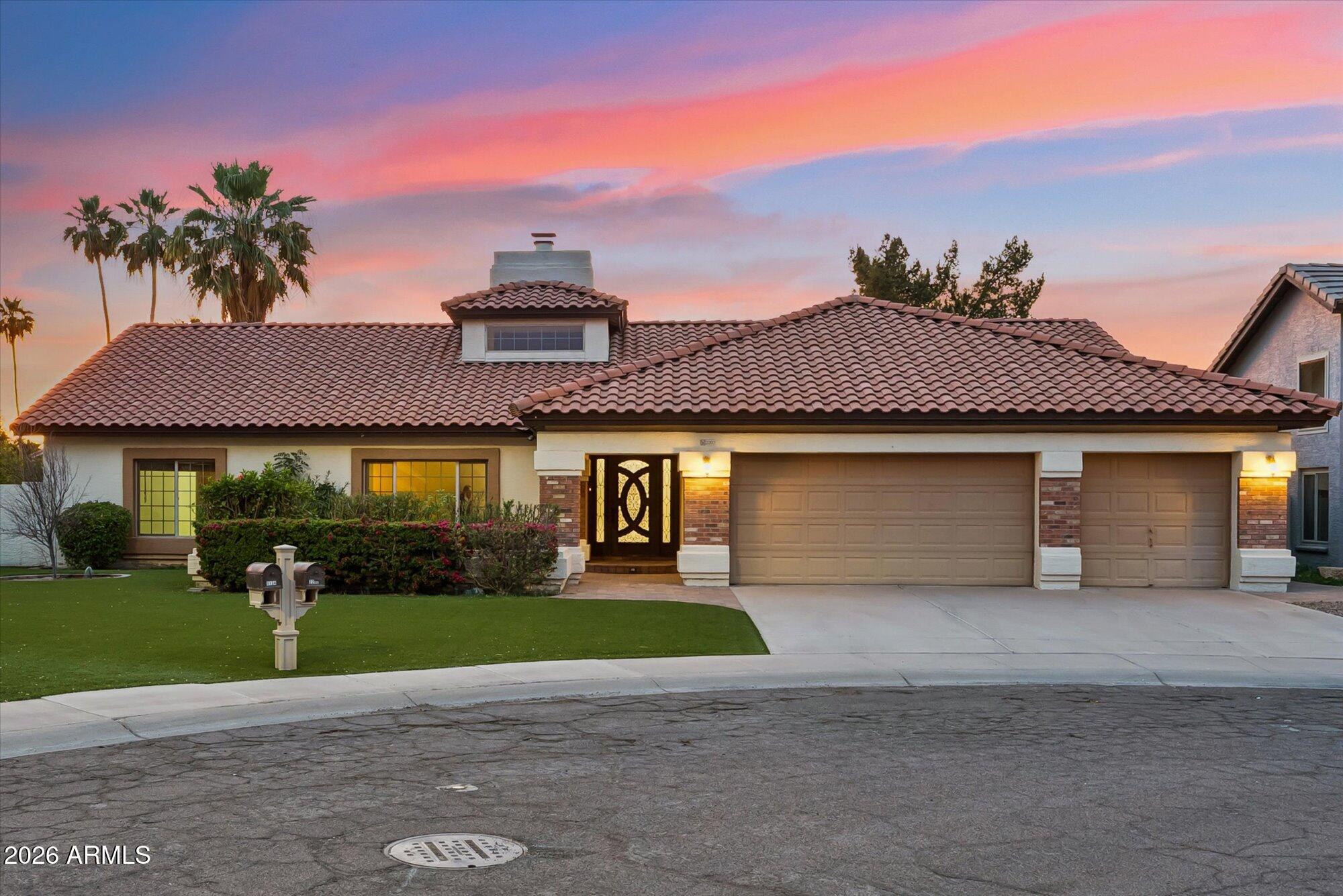 2202 E EGRET Court, Gilbert, AZ 85234 — Photo 1 of 60