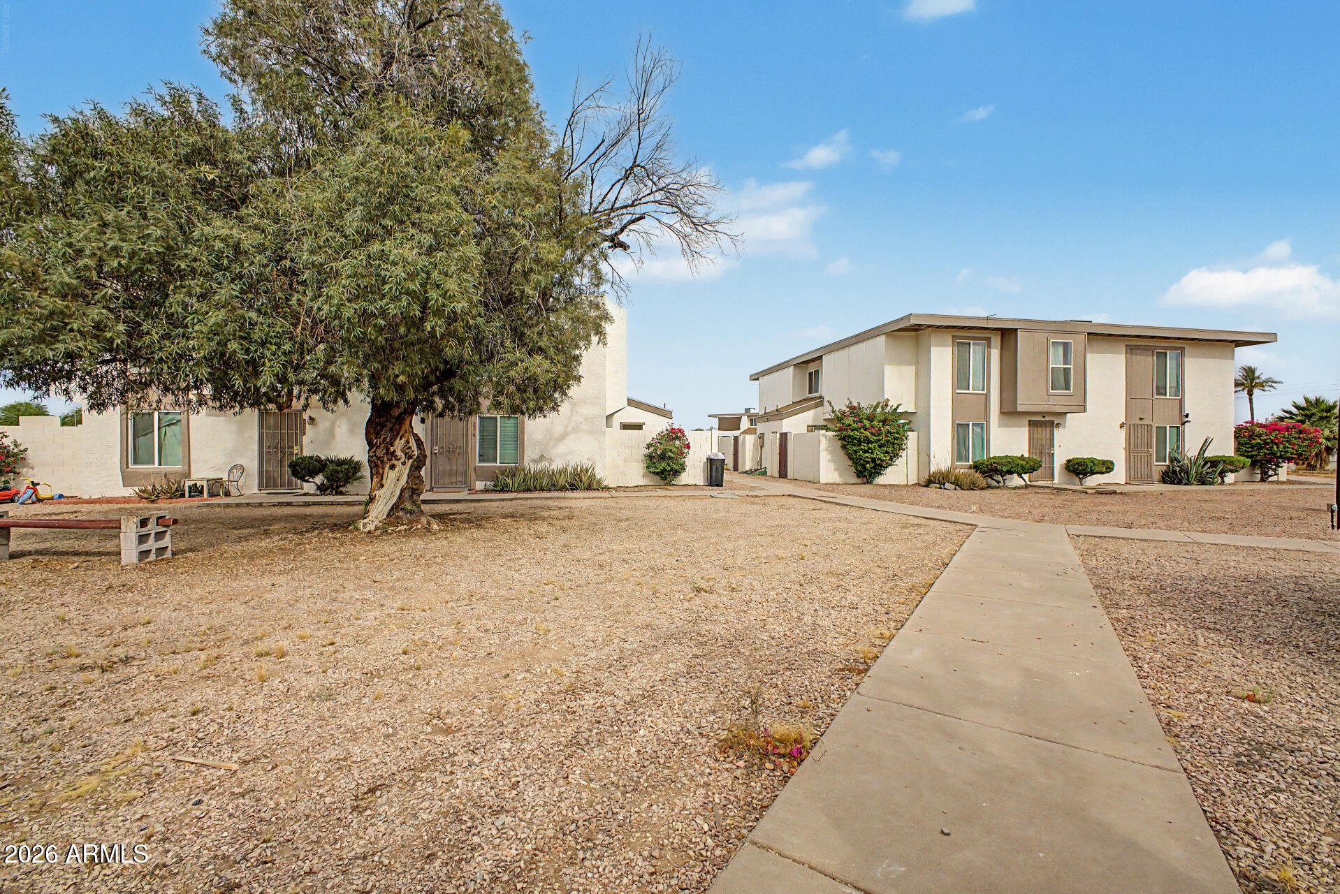 7775 W GLENN Drive, Glendale, AZ 85303