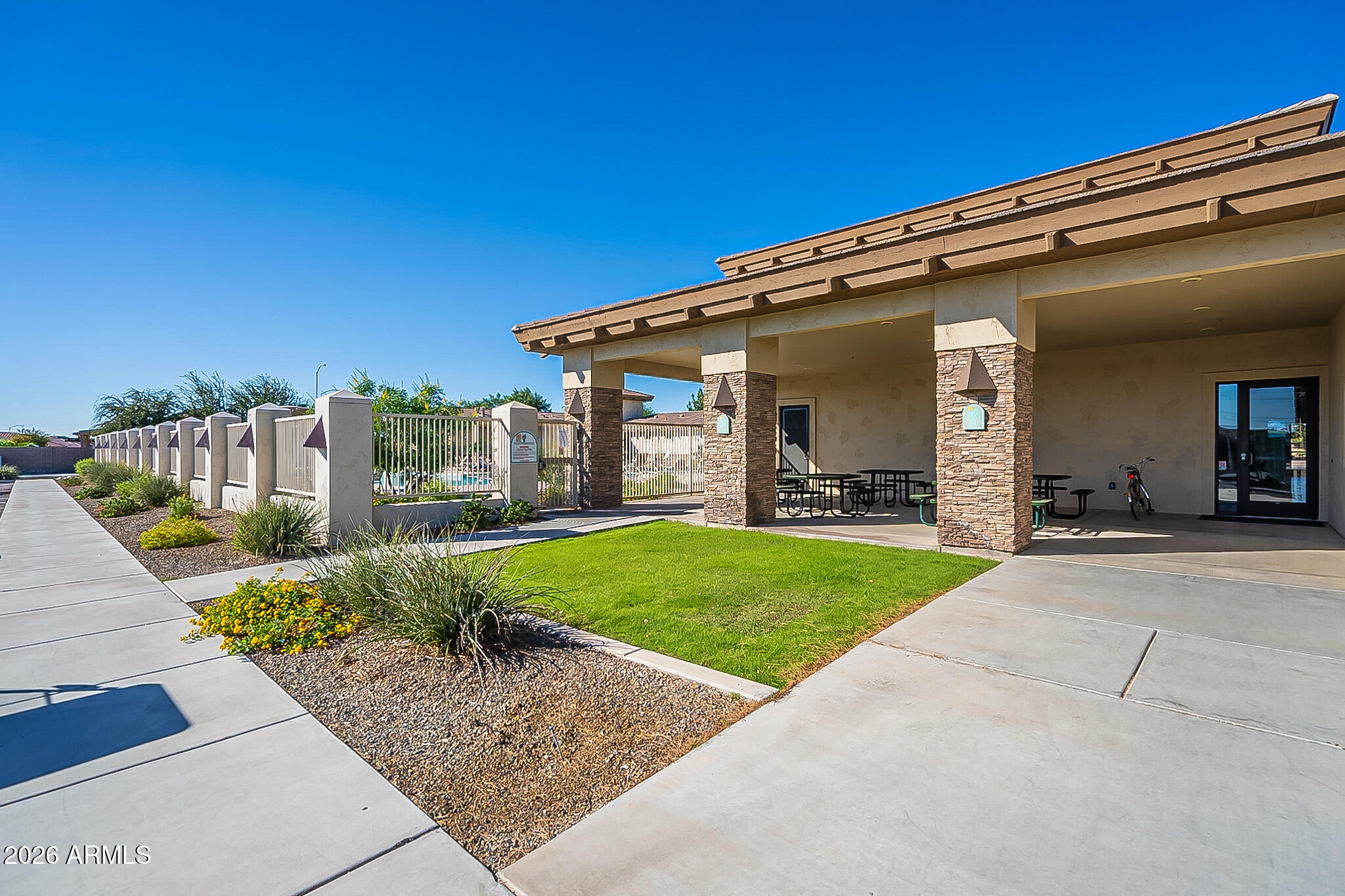 Thumbnail 49