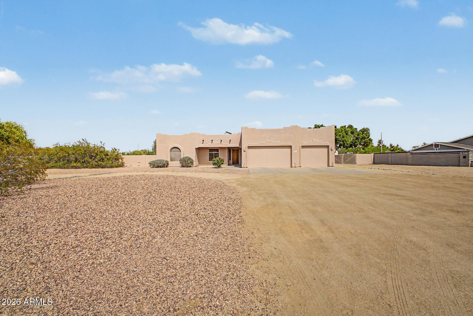 23211 N 90TH Avenue, Peoria, AZ 85383 — Photo 1 of 46