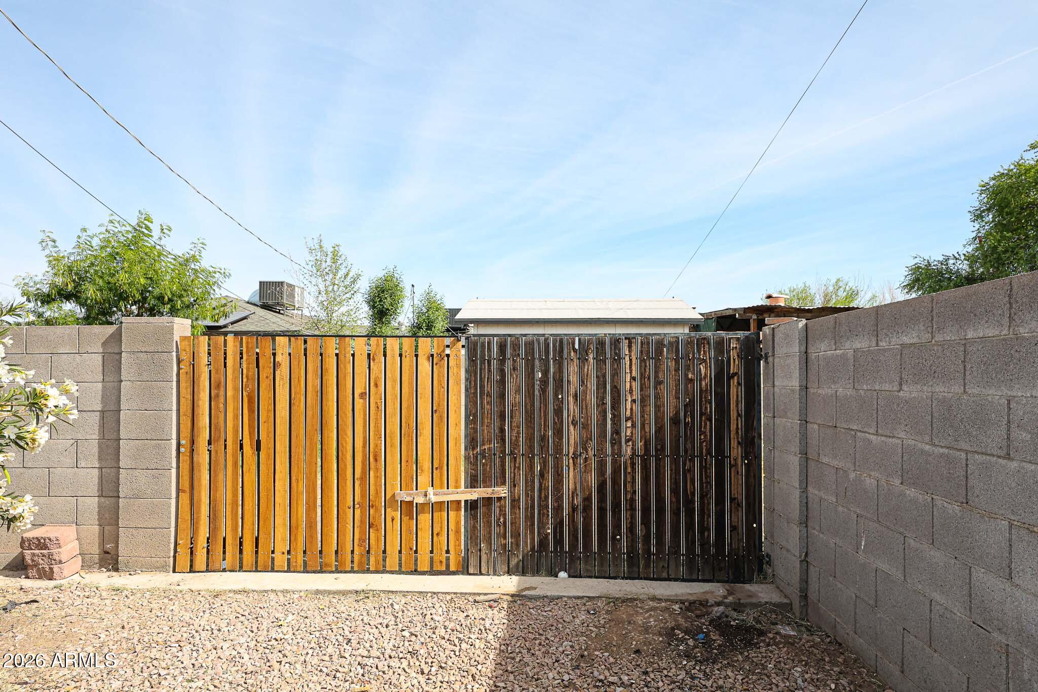 Thumbnail 36