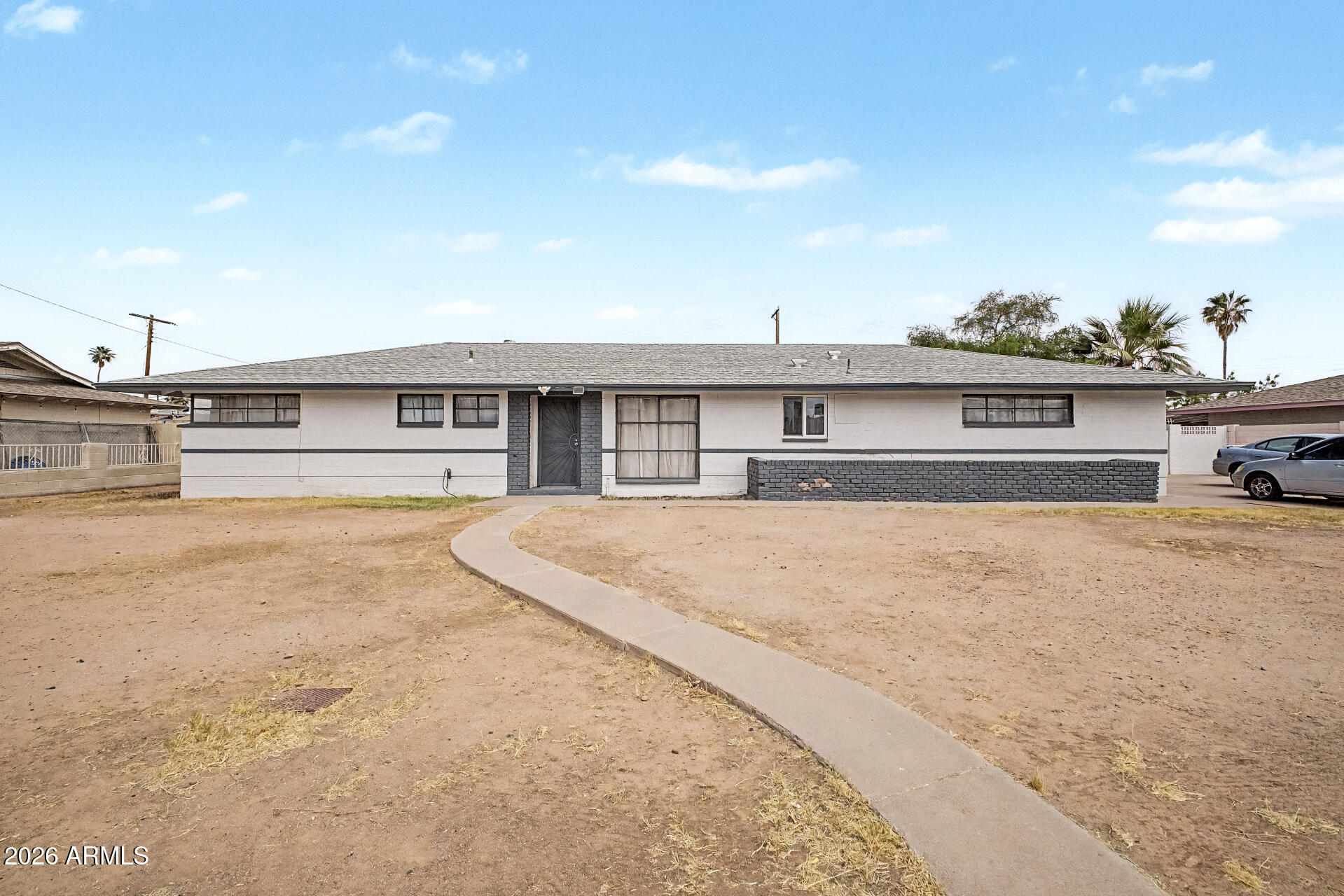 5013 S 21ST Way, Phoenix, AZ 85040 — Photo 1 of 27