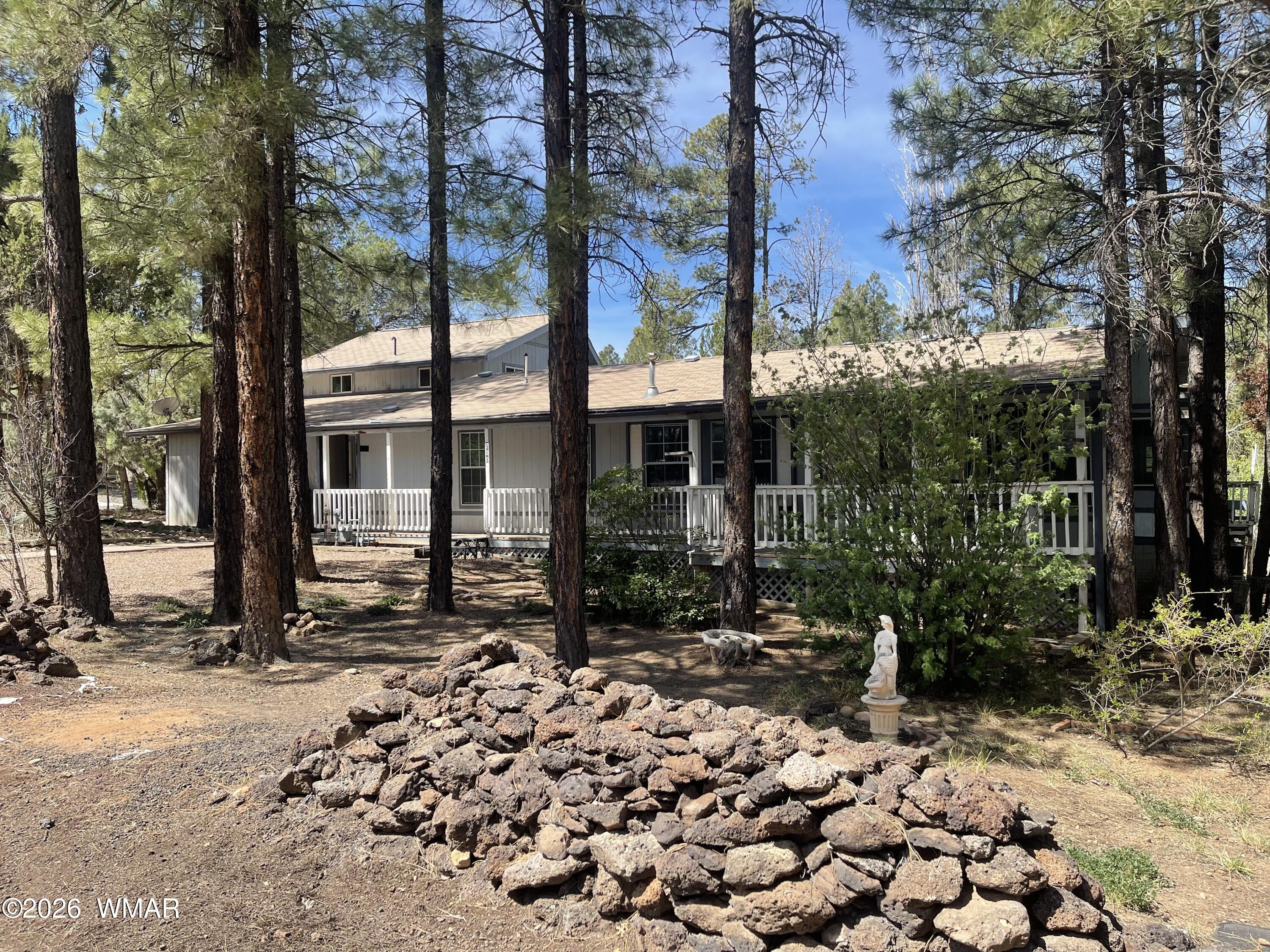 700 S 30Th Drive, Show Low, AZ 85901 — Photo 1 of 19