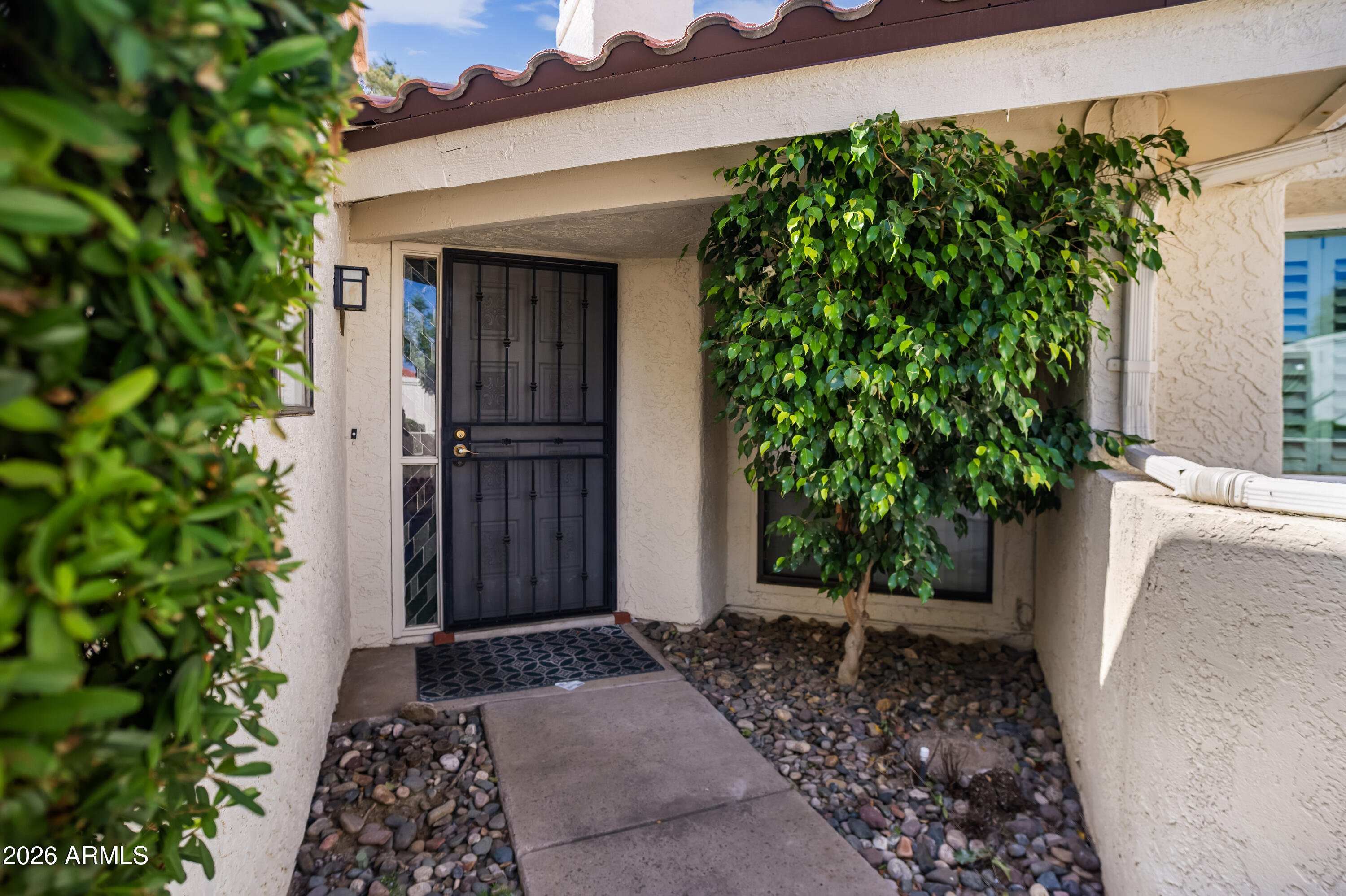 805 E CORTE ORO Street, Phoenix, AZ 85020