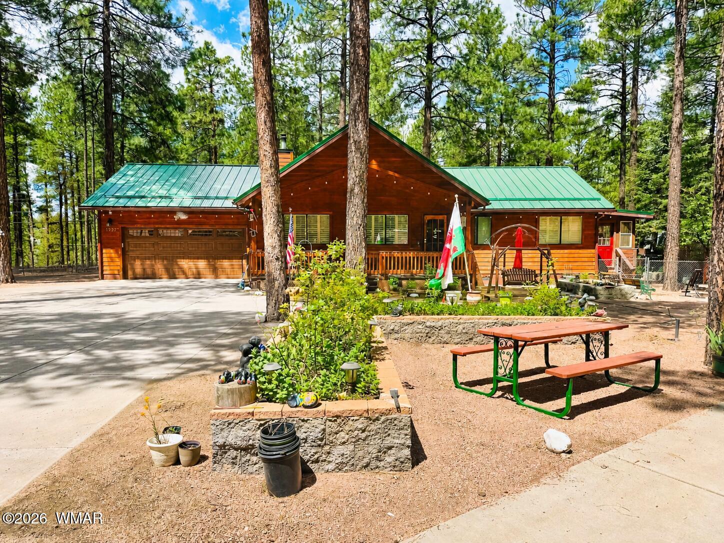 1392 S Forest Lane, Pinetop, AZ 85935 — Photo 1 of 7