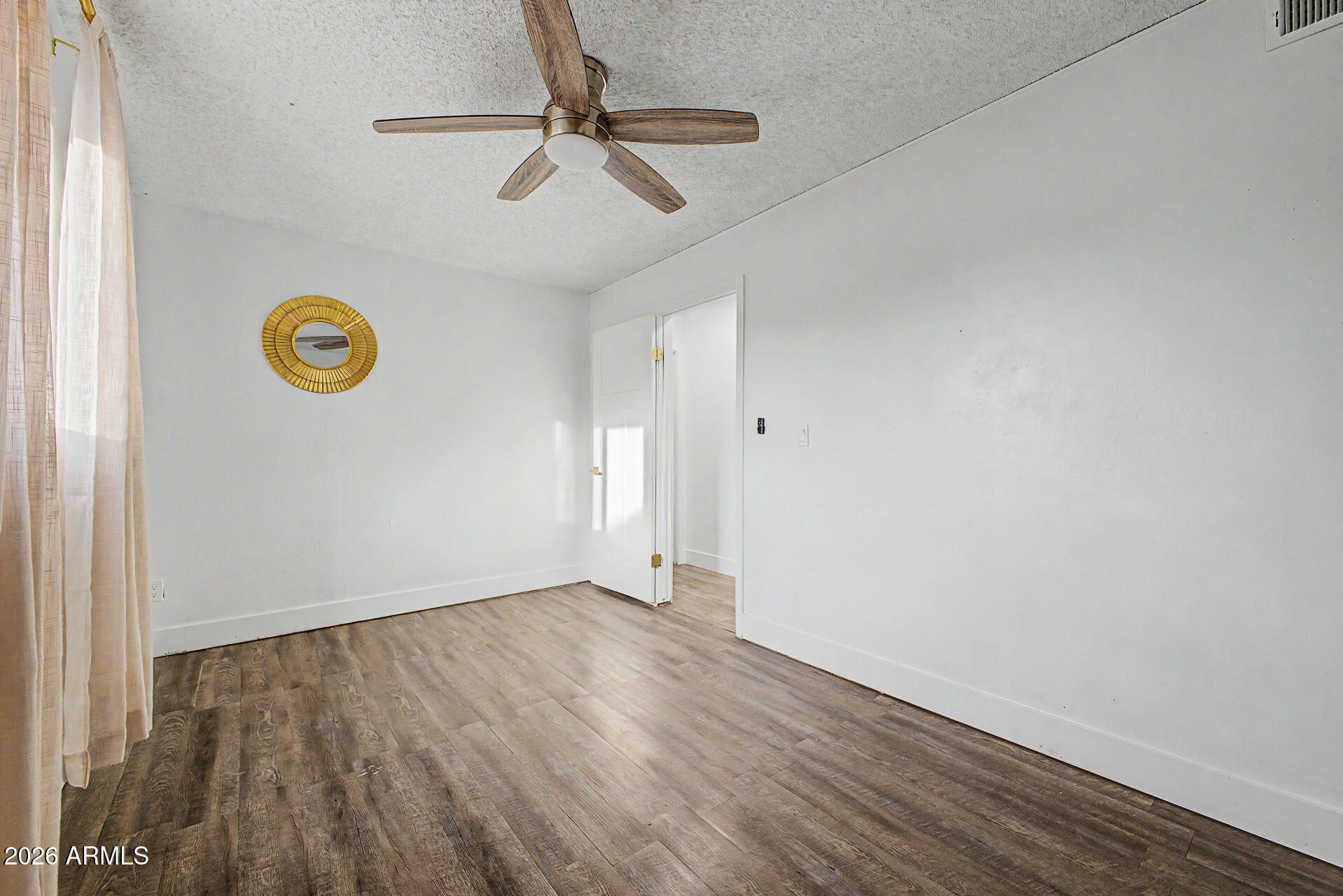 Thumbnail 30