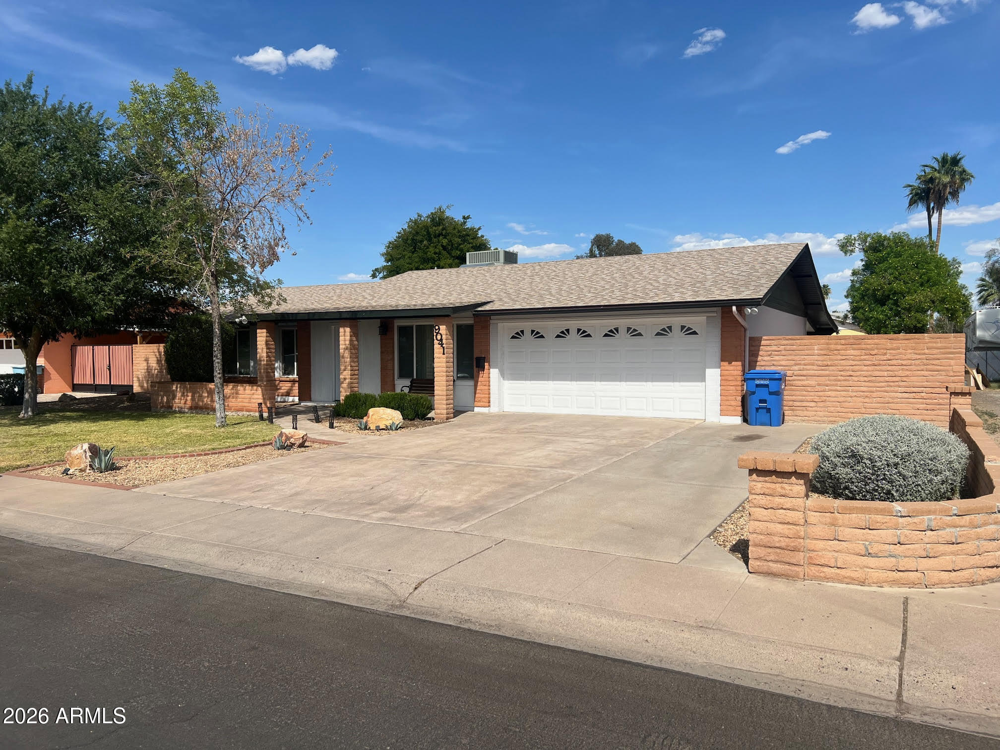 9041 N 42ND Avenue, Phoenix, AZ 85051 — Photo 1 of 34