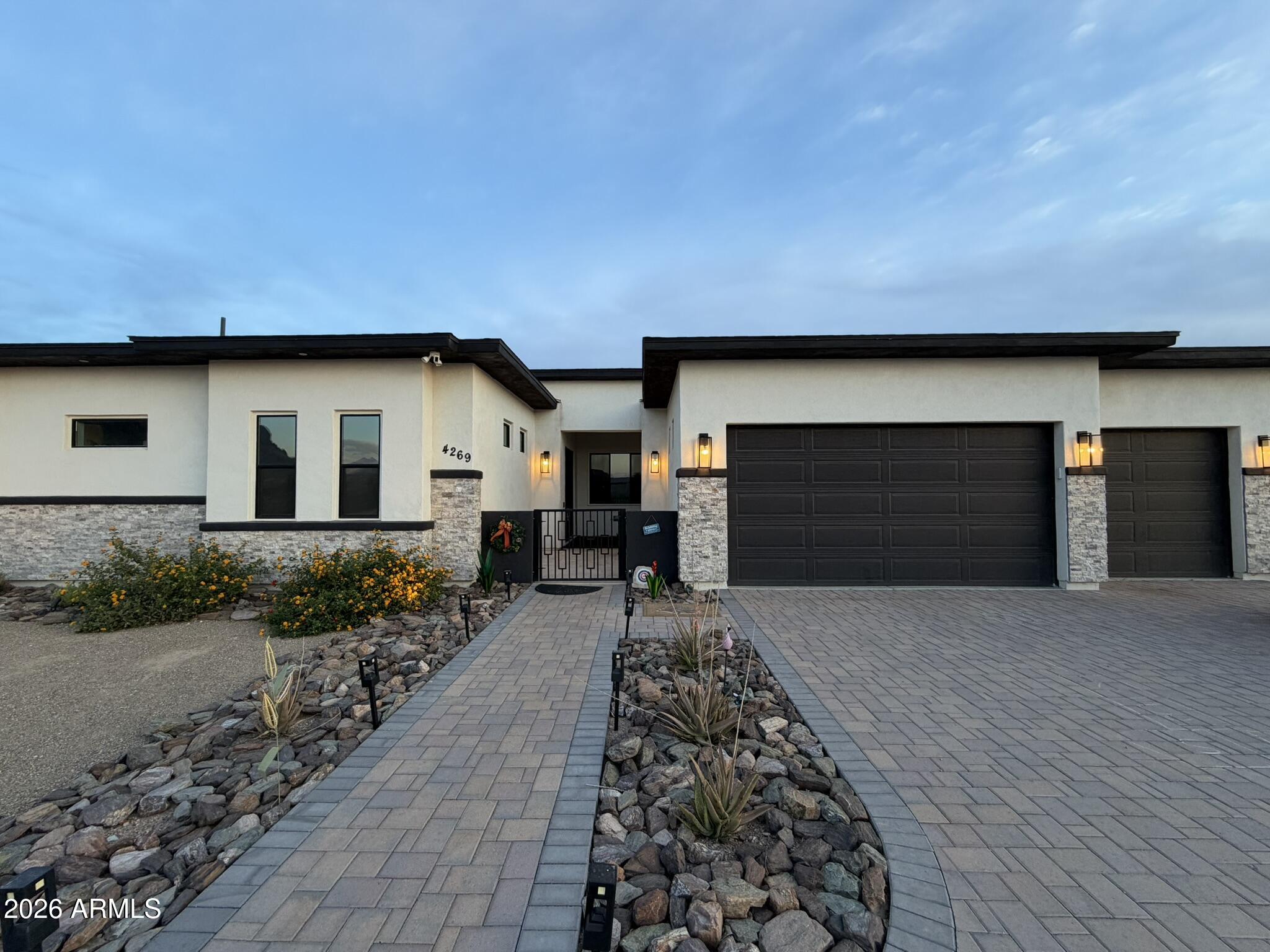 4269 E 4TH Avenue, Apache Junction, AZ 85119